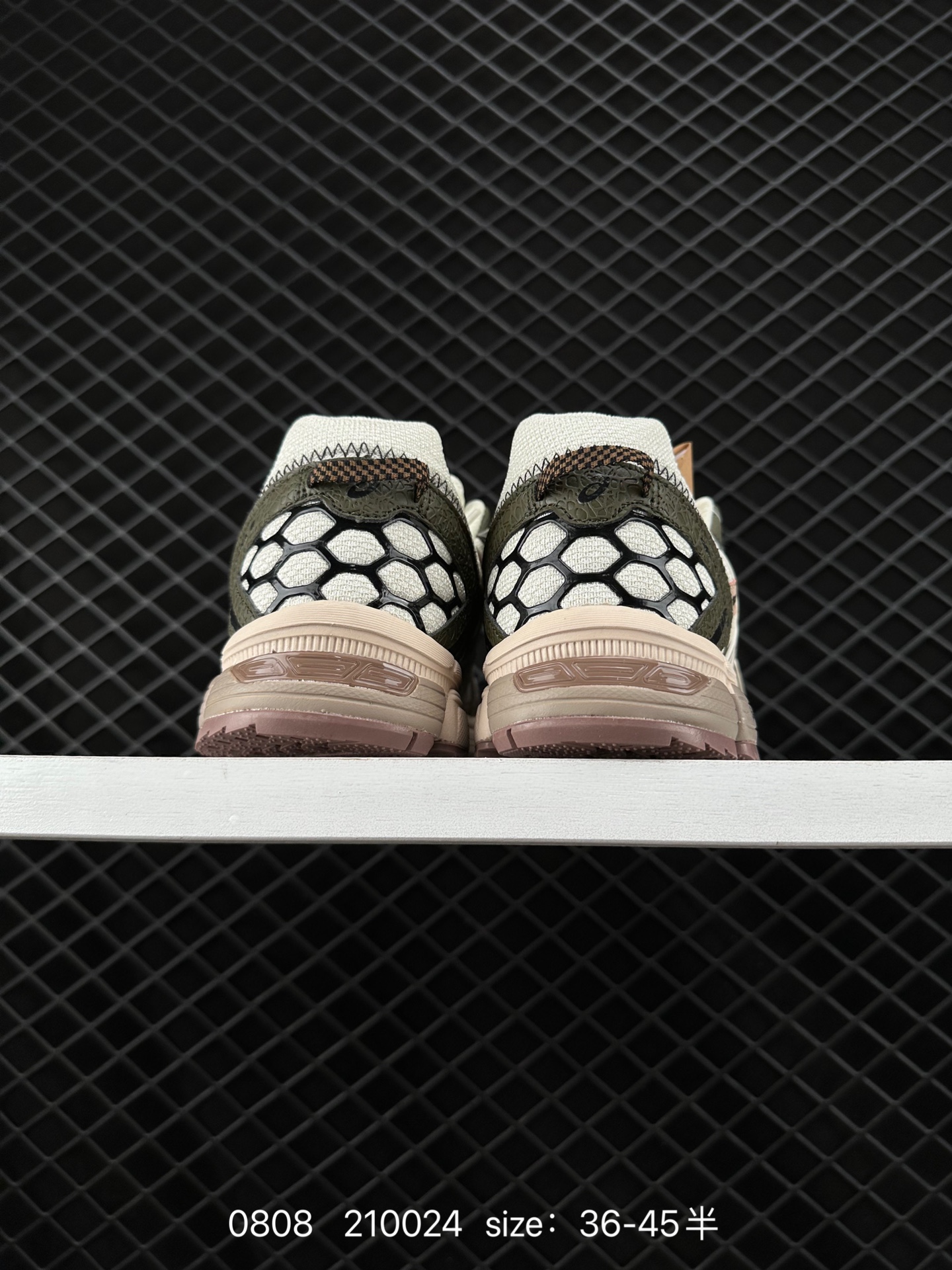 ASICS   2024 GEL-CONTEND 4