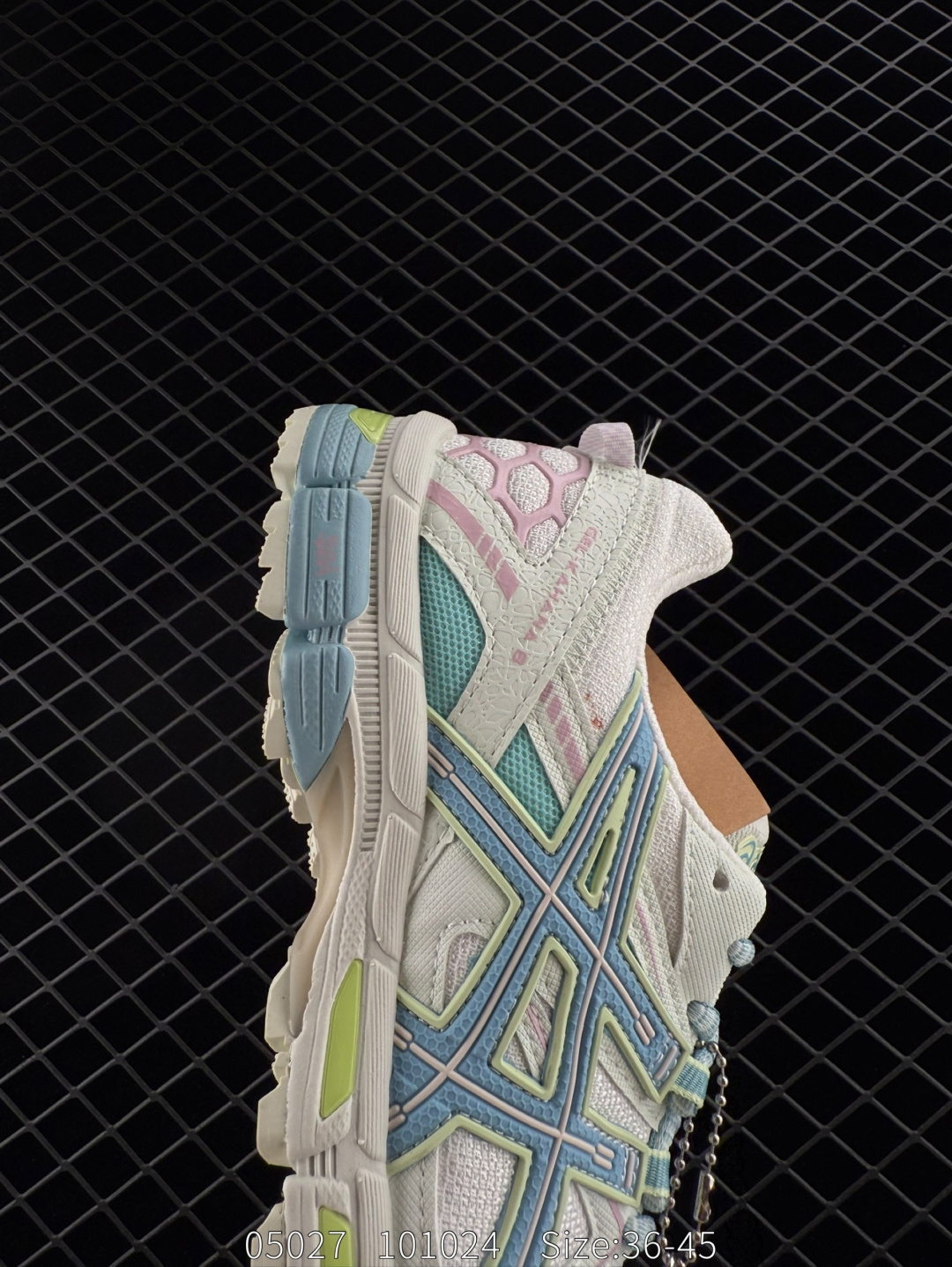 ASICS   GEL-KAHANA 8