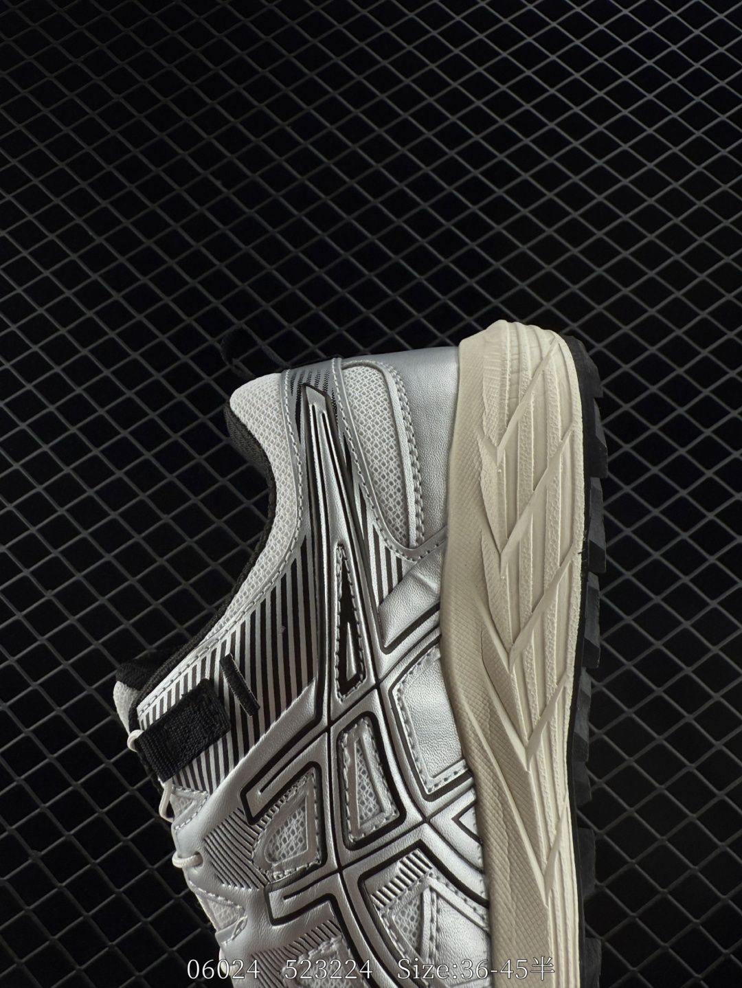 ASICS  Tiger Gel-Kahana 8