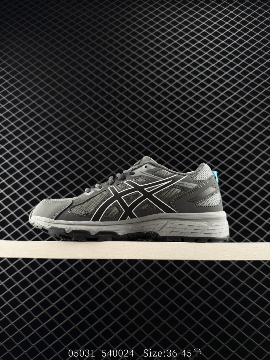 ASICS  Gel-Venture 6