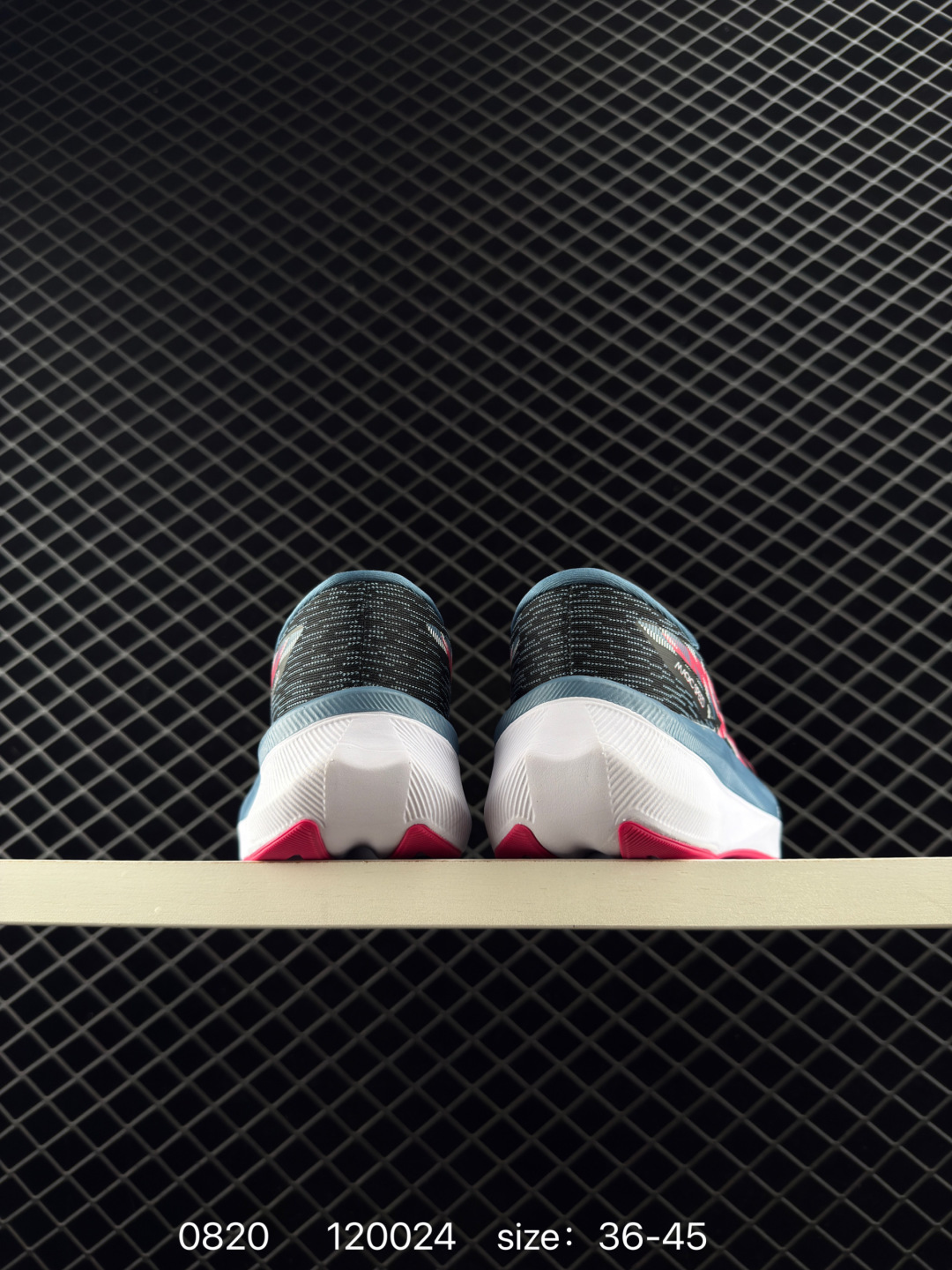 Asics  MAGIC SPEED 4