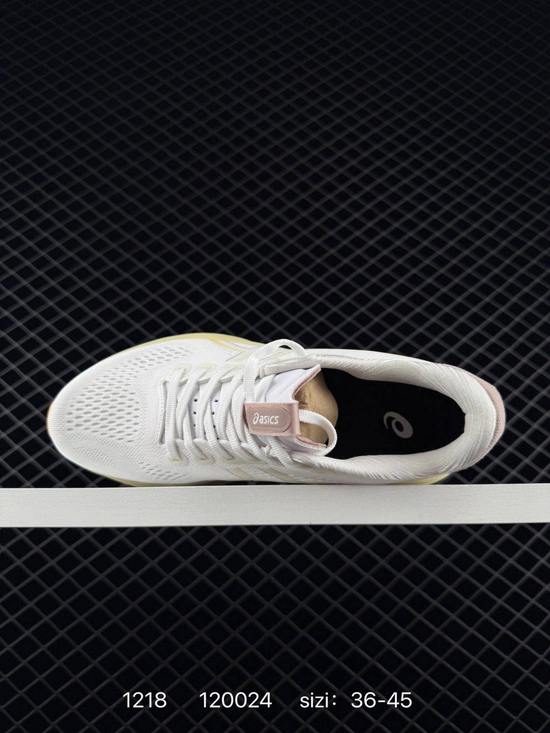 ASICS GEL-KAYANO 32  PLATINUM