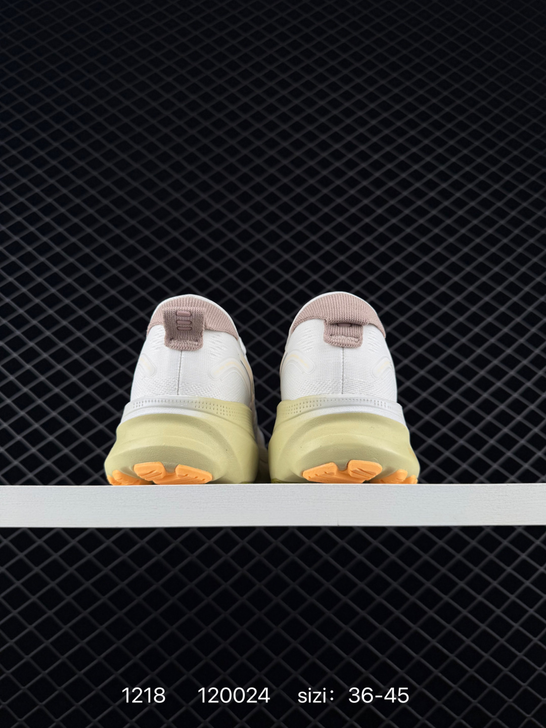 ASICS GEL-KAYANO 32  PLATINUM