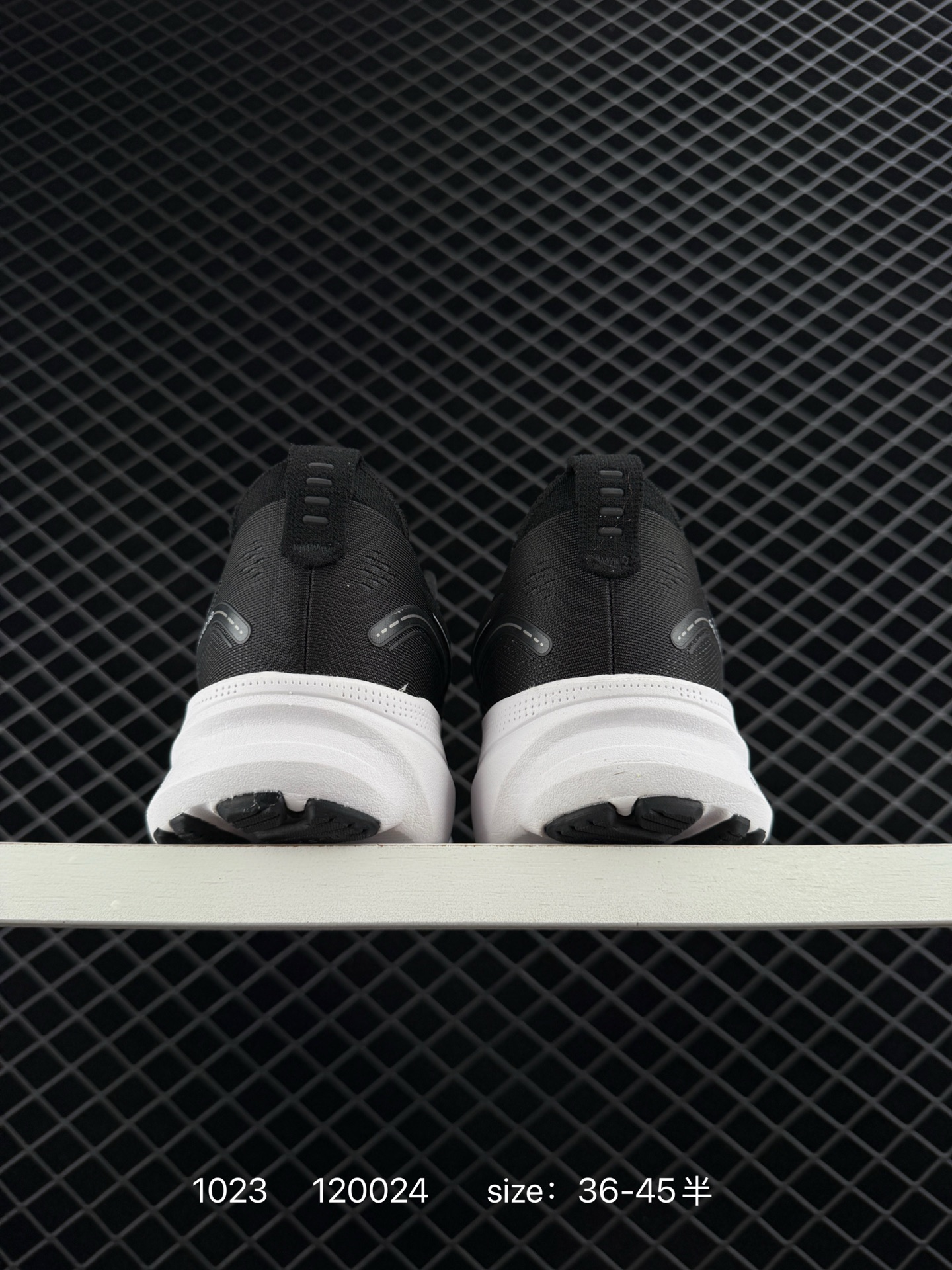 ASICS GEL-KAYANO 32   PLATINUM