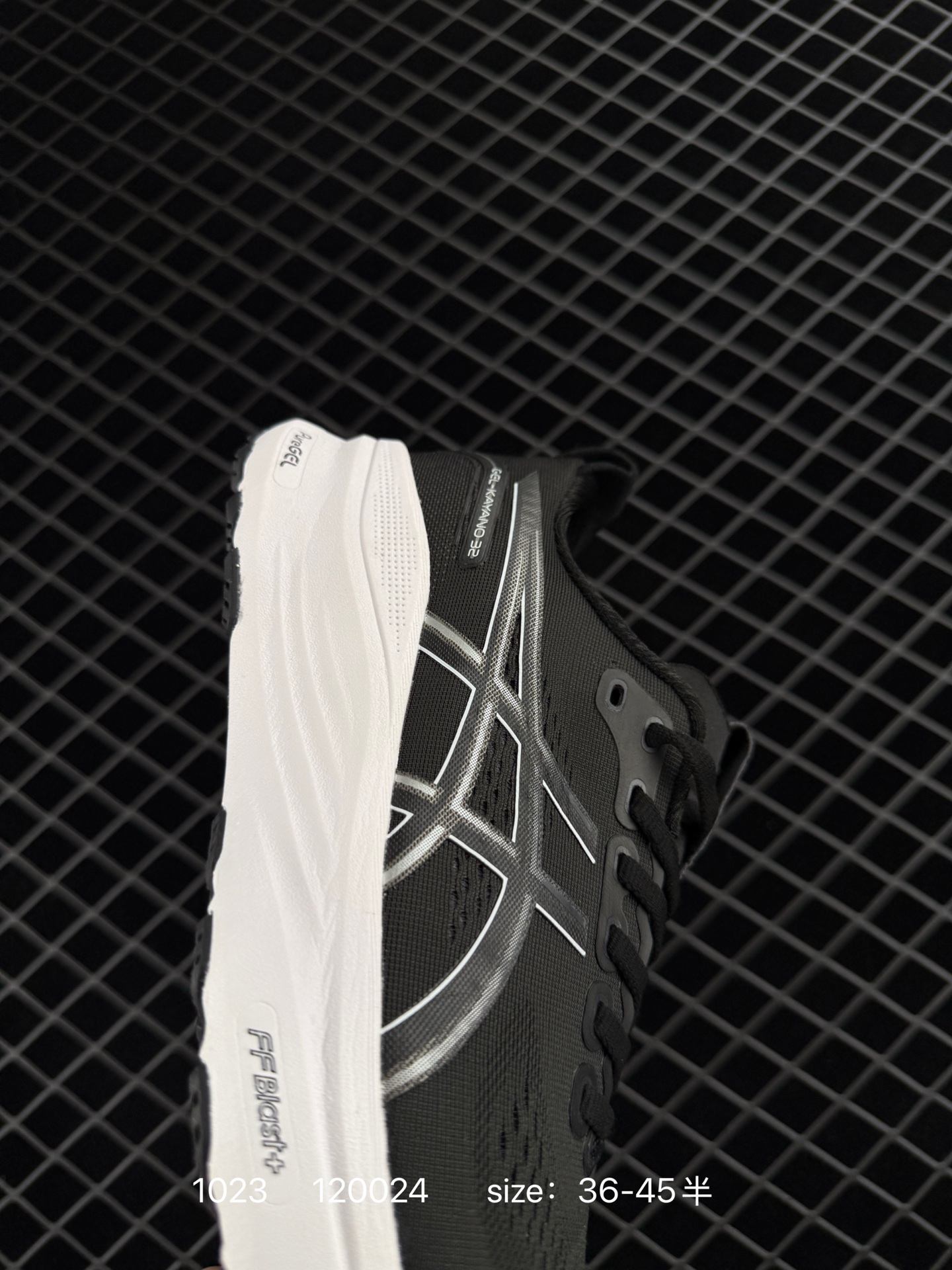 ASICS GEL-KAYANO 32   PLATINUM