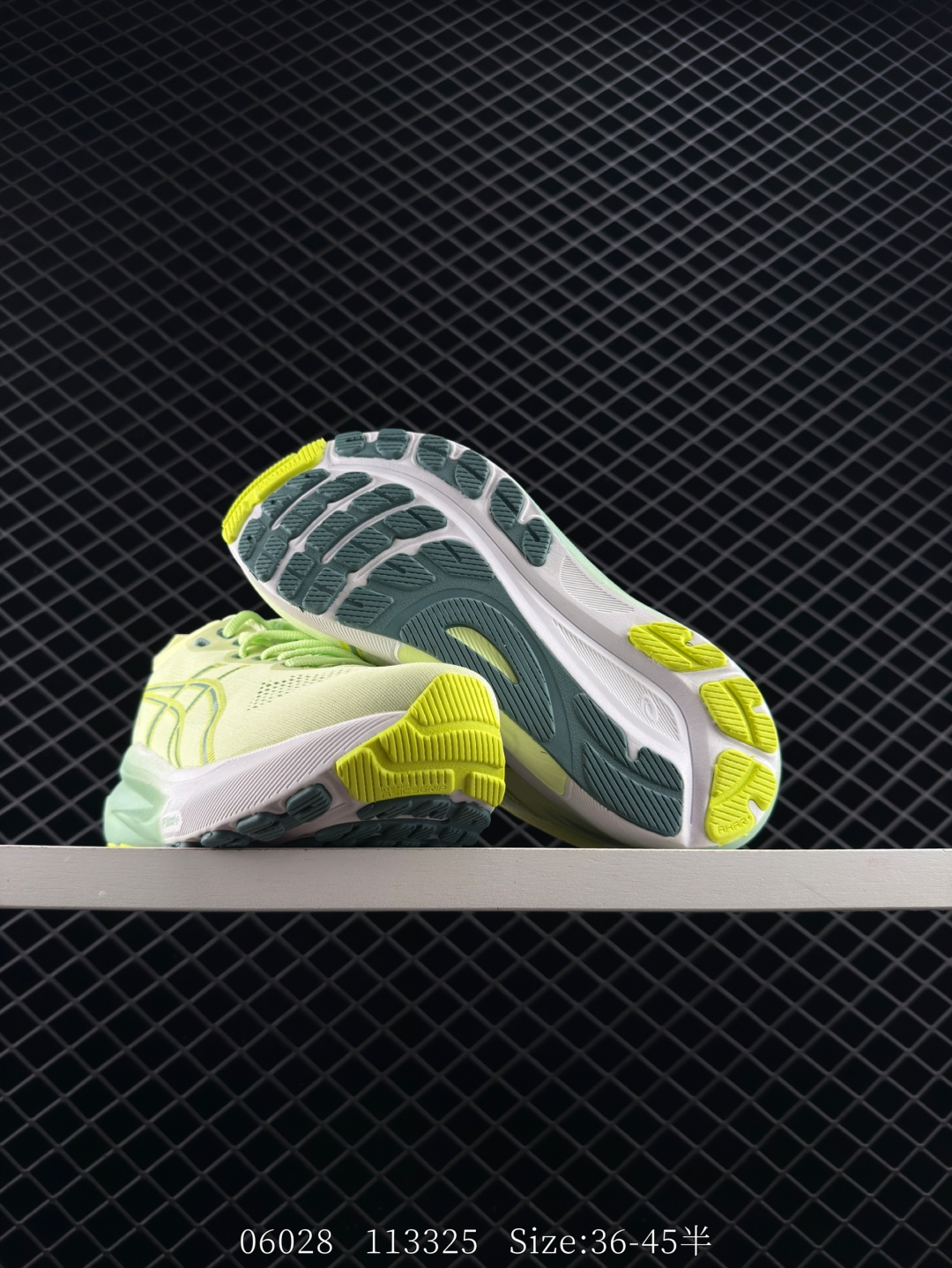 ASICS  GEL-KAYANO 31 PLATINUM