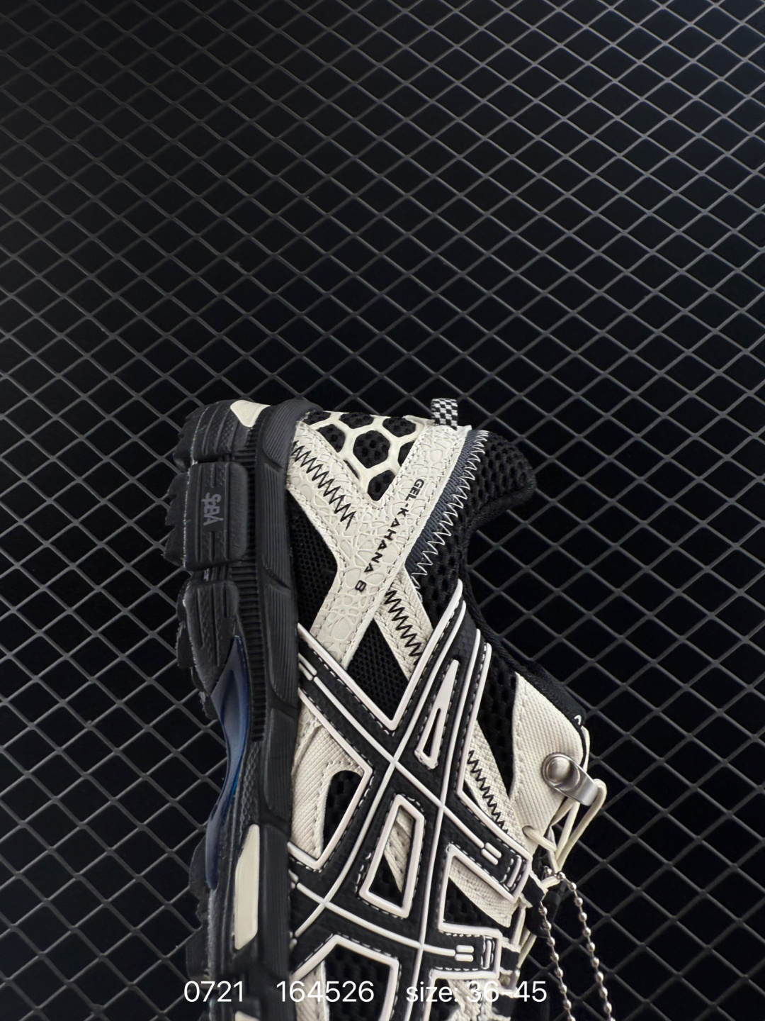 Asics  GEL-NIMBUS 26