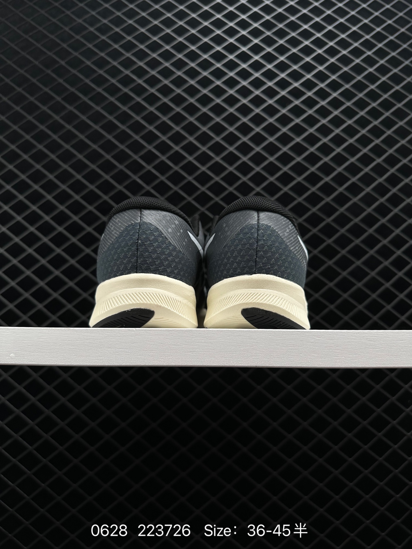 ASICS   2022  HYPER SPEED 2