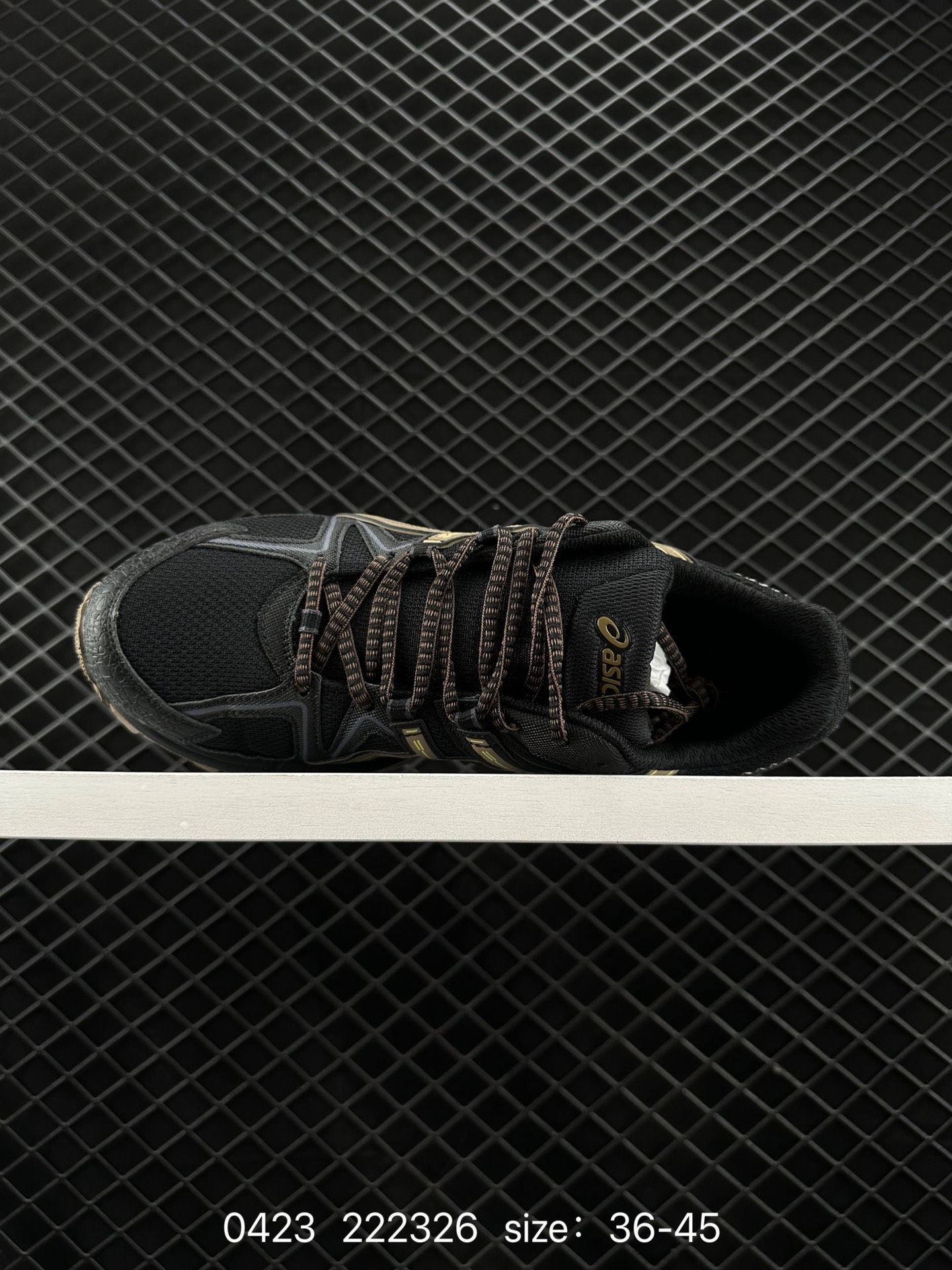 ASICS   GEL-KAHANA 8