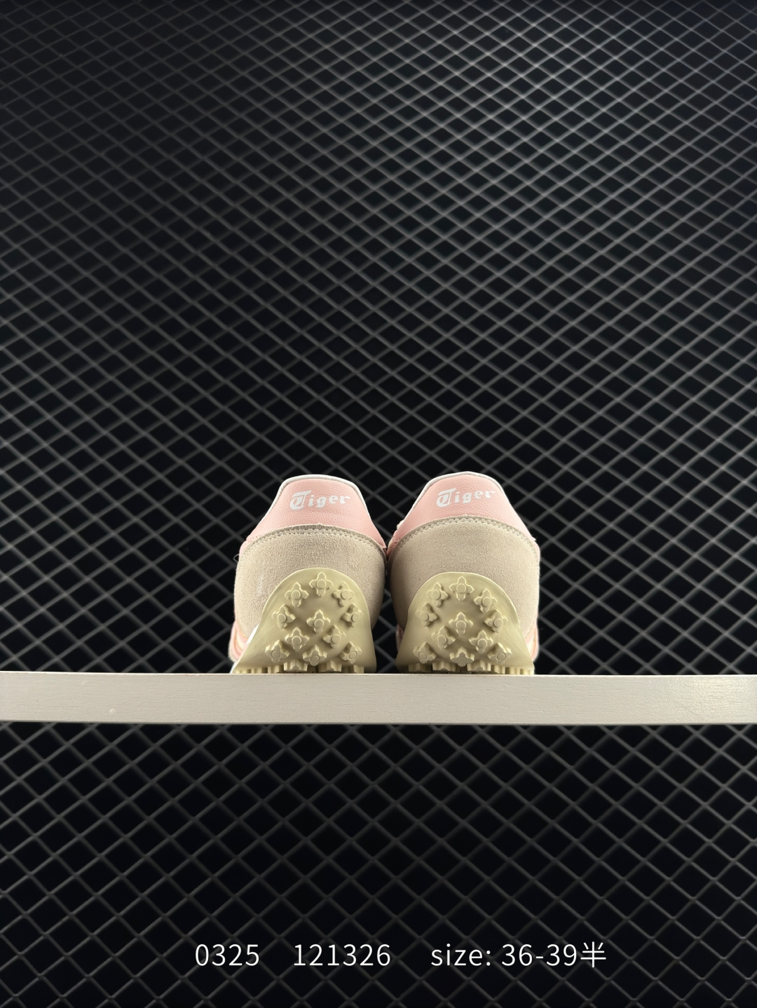 Asics   Onitsuka Tiger