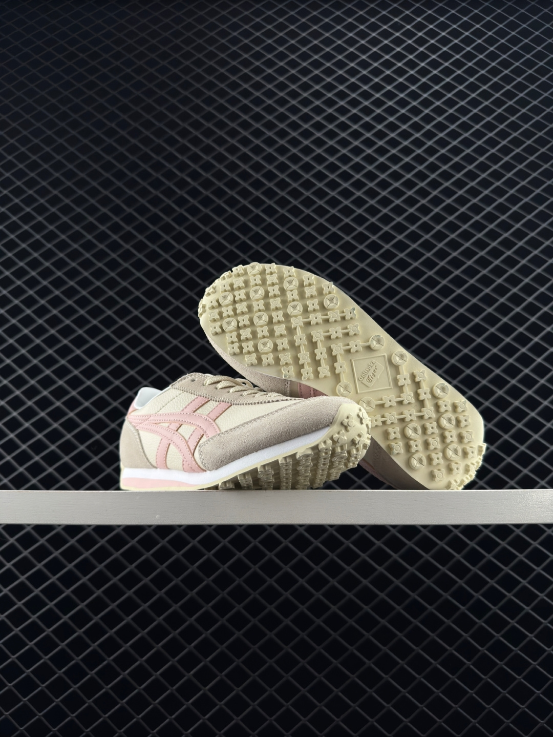 Asics   Onitsuka Tiger