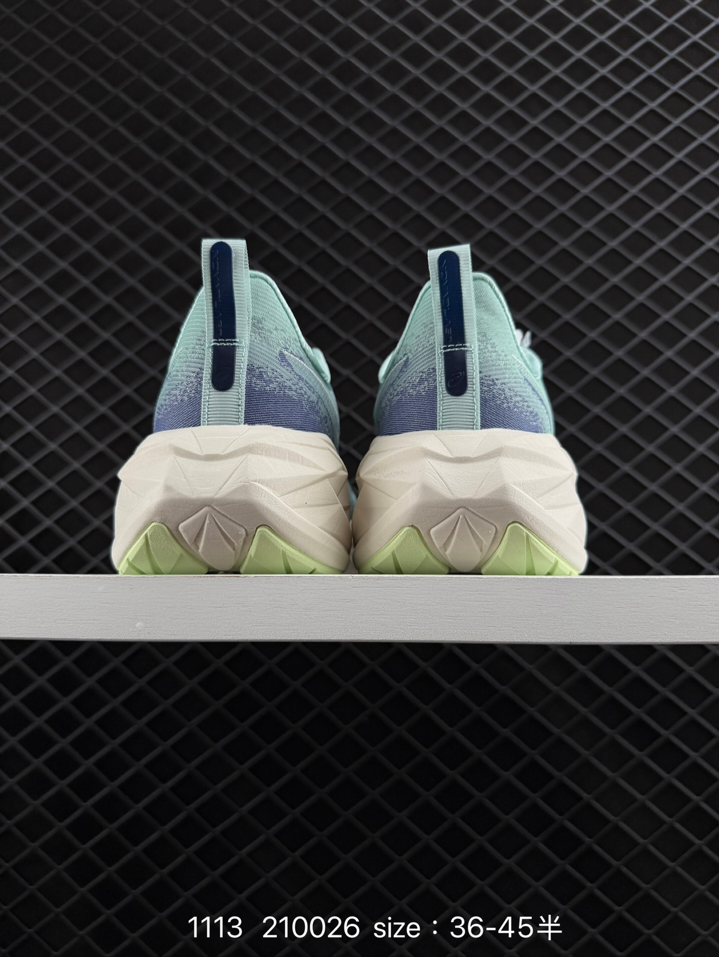 Asics  2024  ASICS NOVABLAST 4