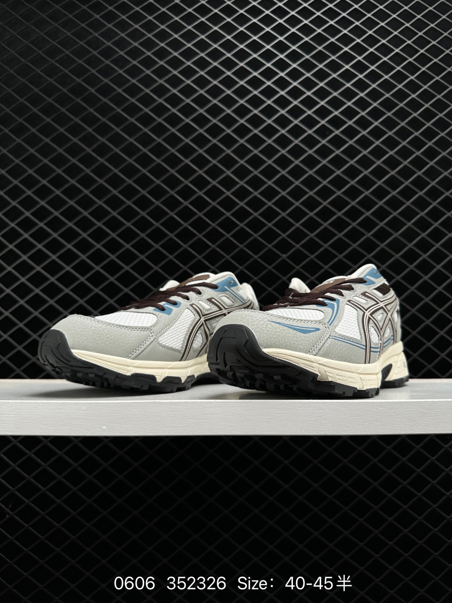 ASICS  Gel-Venture 6