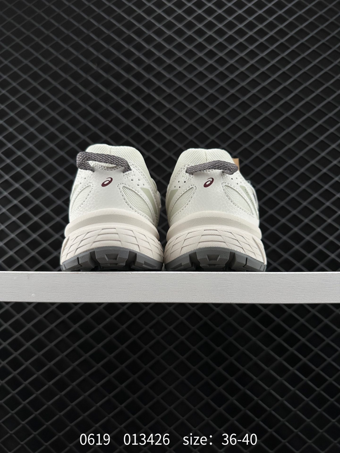 ASICS  Gel-Venture 6 SPS