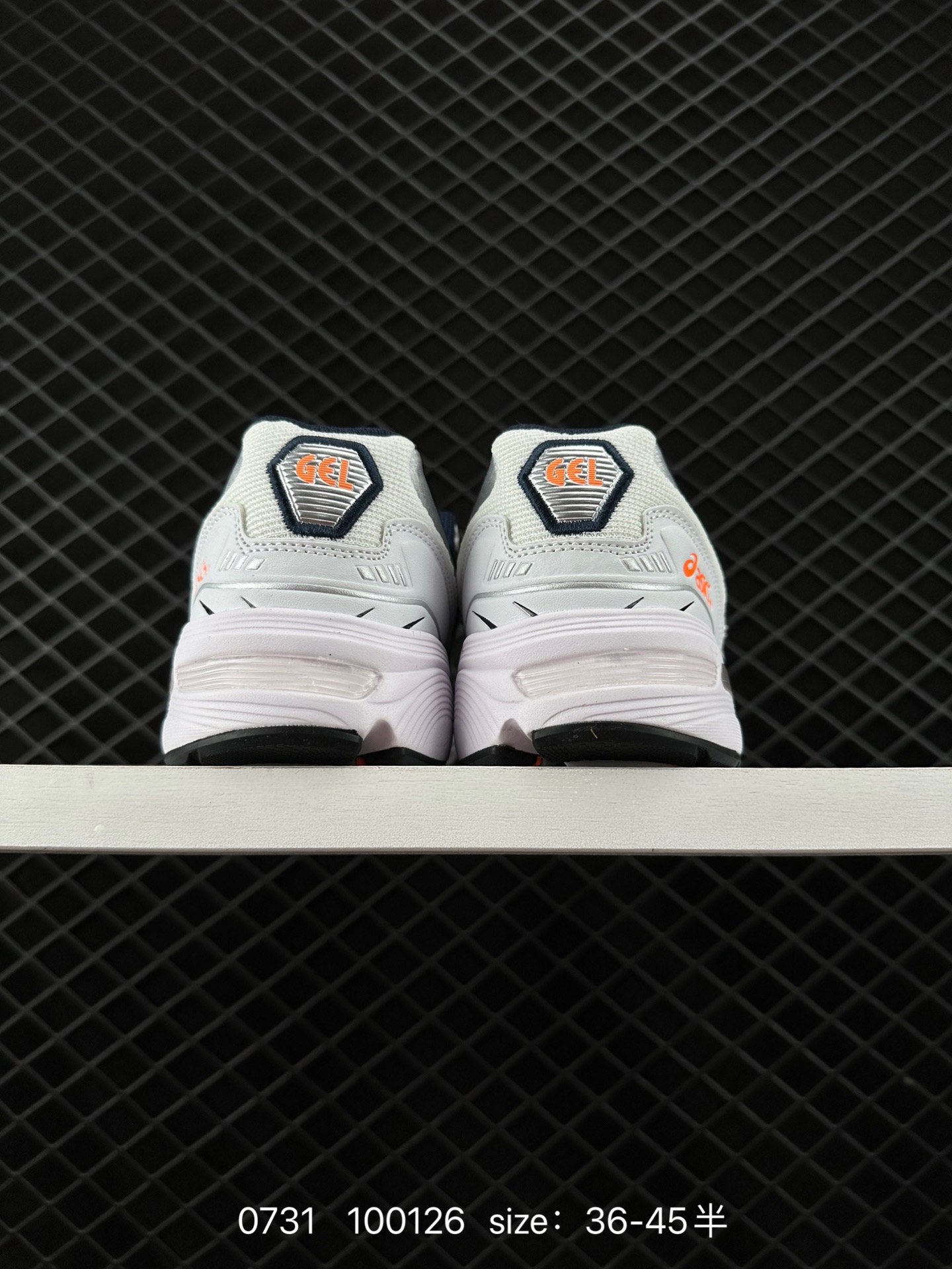 ASICS Tiger GEL-1090