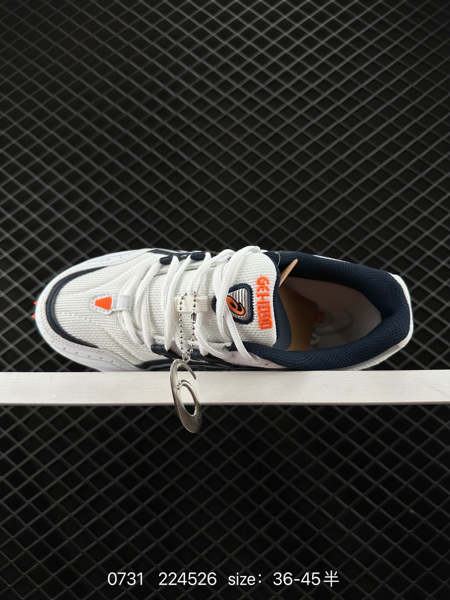 ASICS Tiger GEL-1090