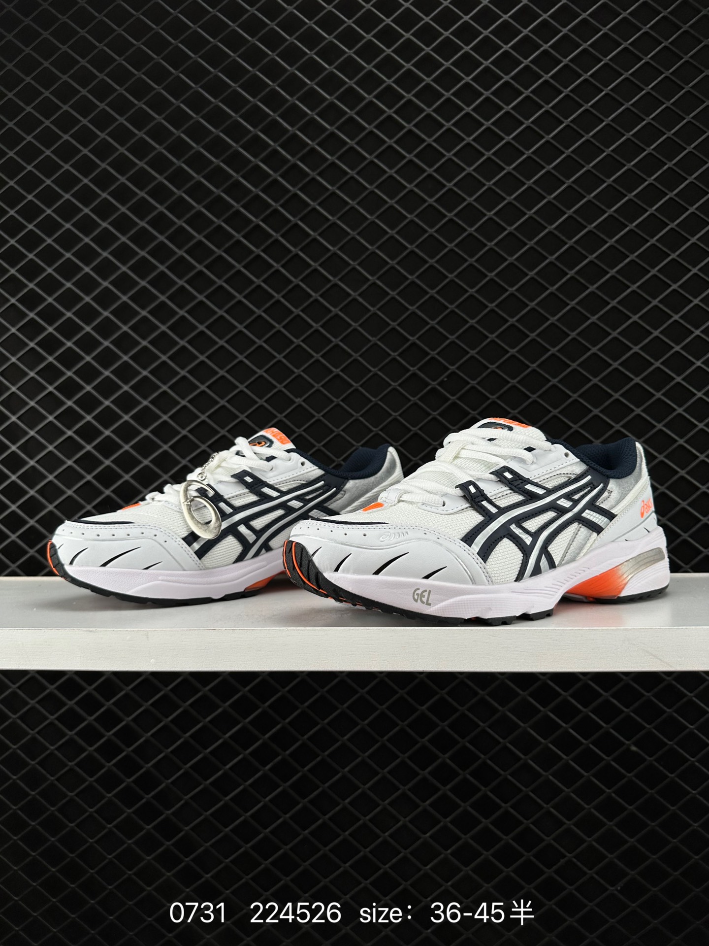 ASICS Tiger GEL-1090