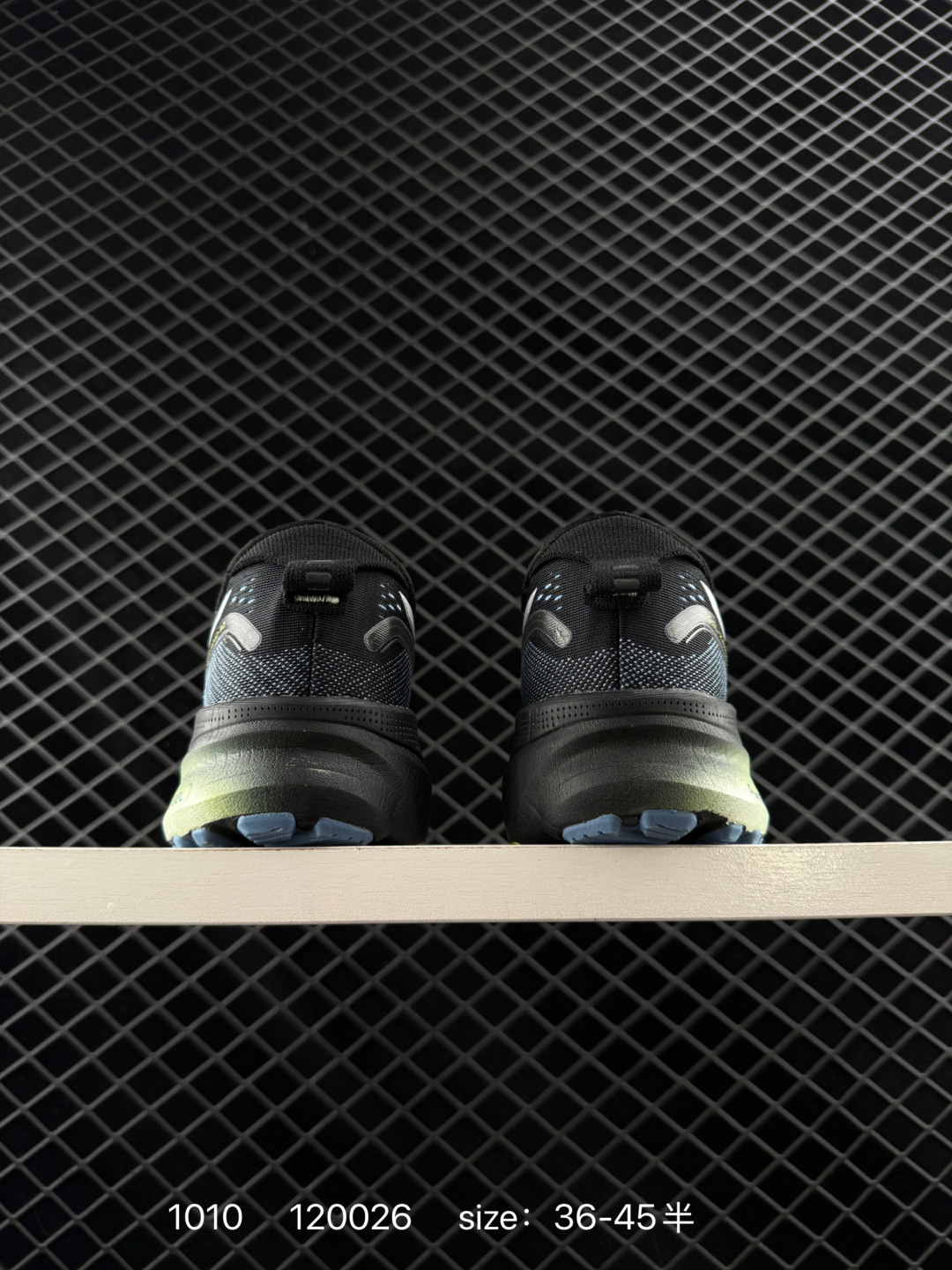 ASICS GEL-KAYANO 32  PLATINUM