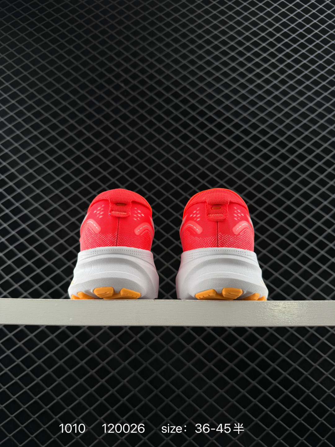 ASICS GEL-KAYANO 32   PLATINUM