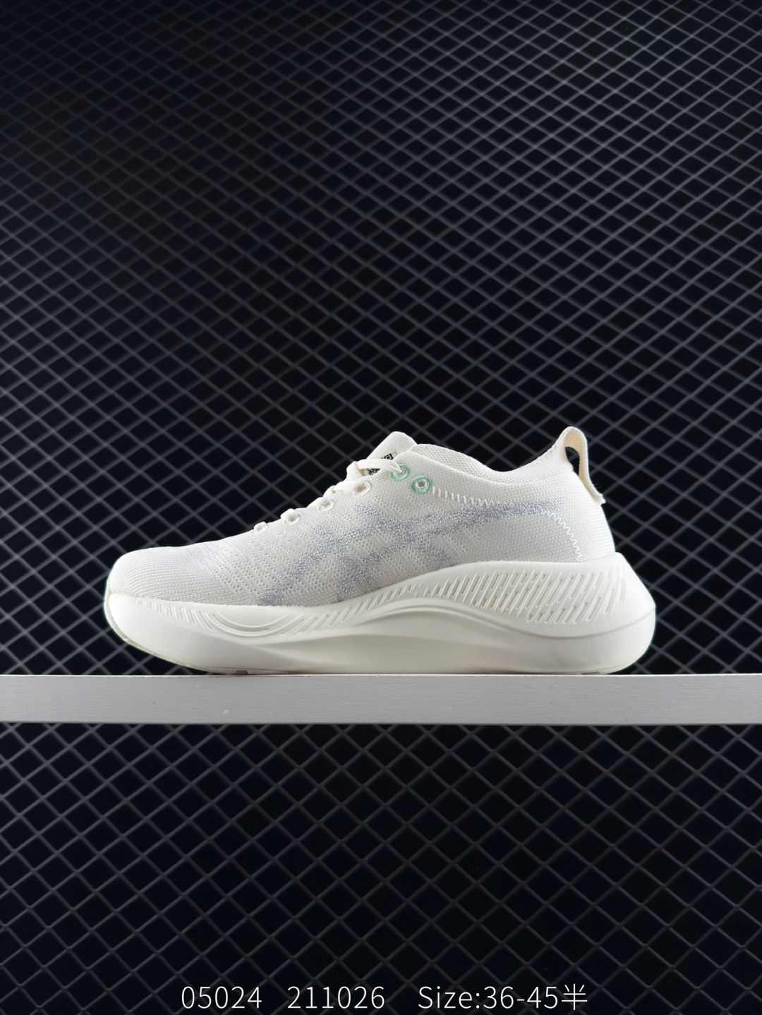 Asics Nimbus Mirai Paris