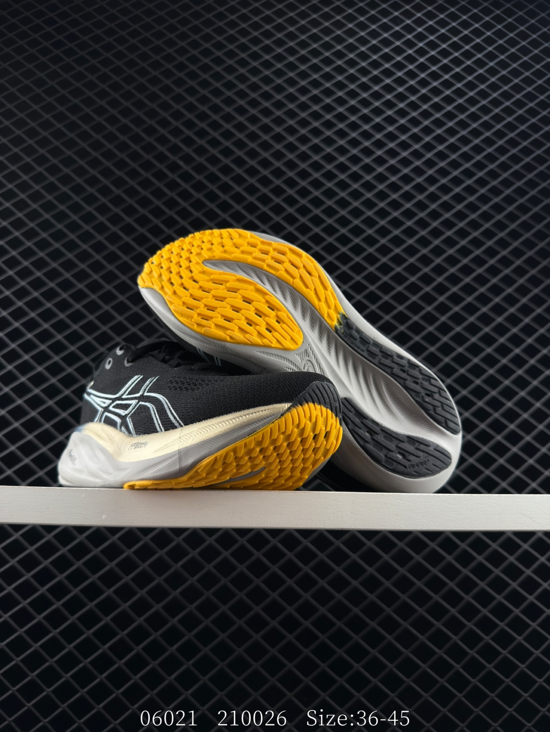 Asics  GEL-NIMBUS 26