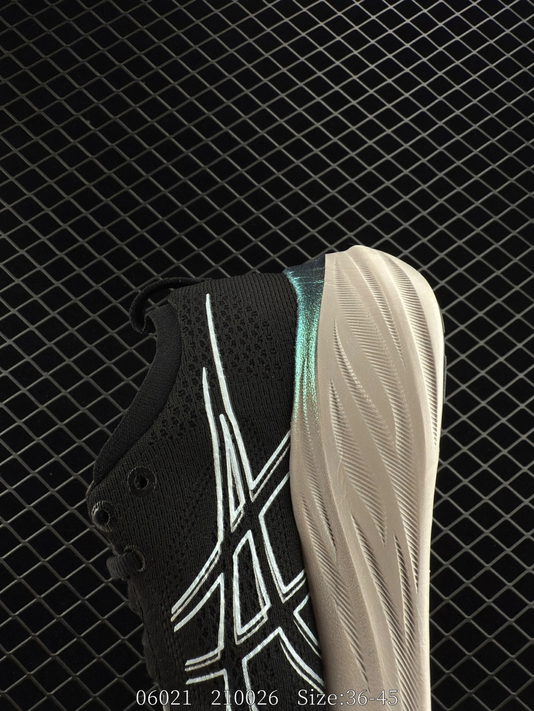 Asics  GEL-NIMBUS 26