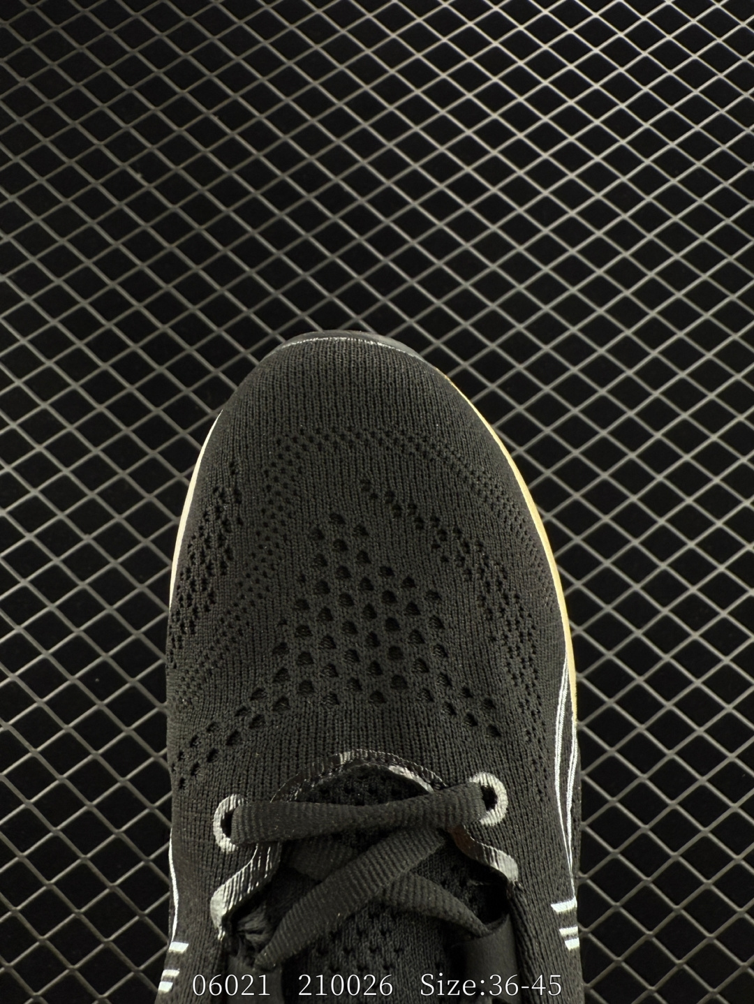 Asics  GEL-NIMBUS 26