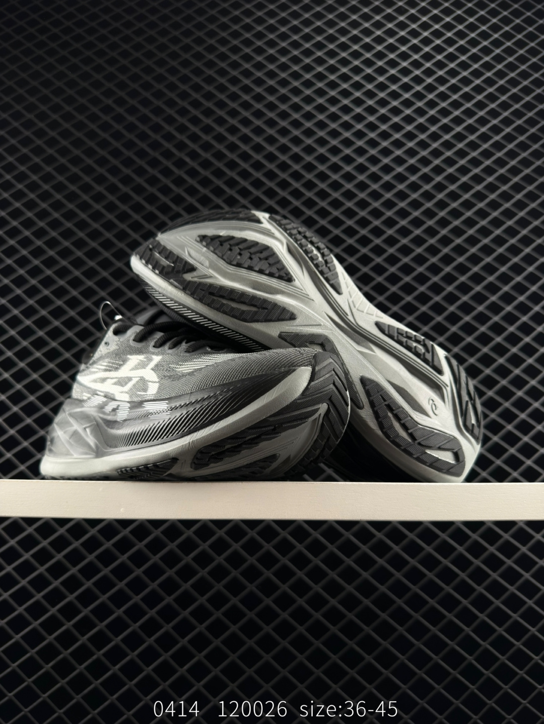 Asics  GEL-NIMBUS 26