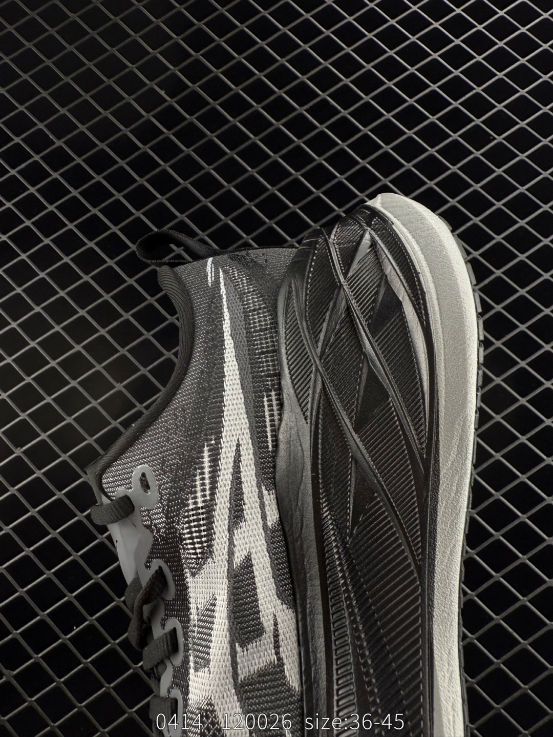 Asics  GEL-NIMBUS 26