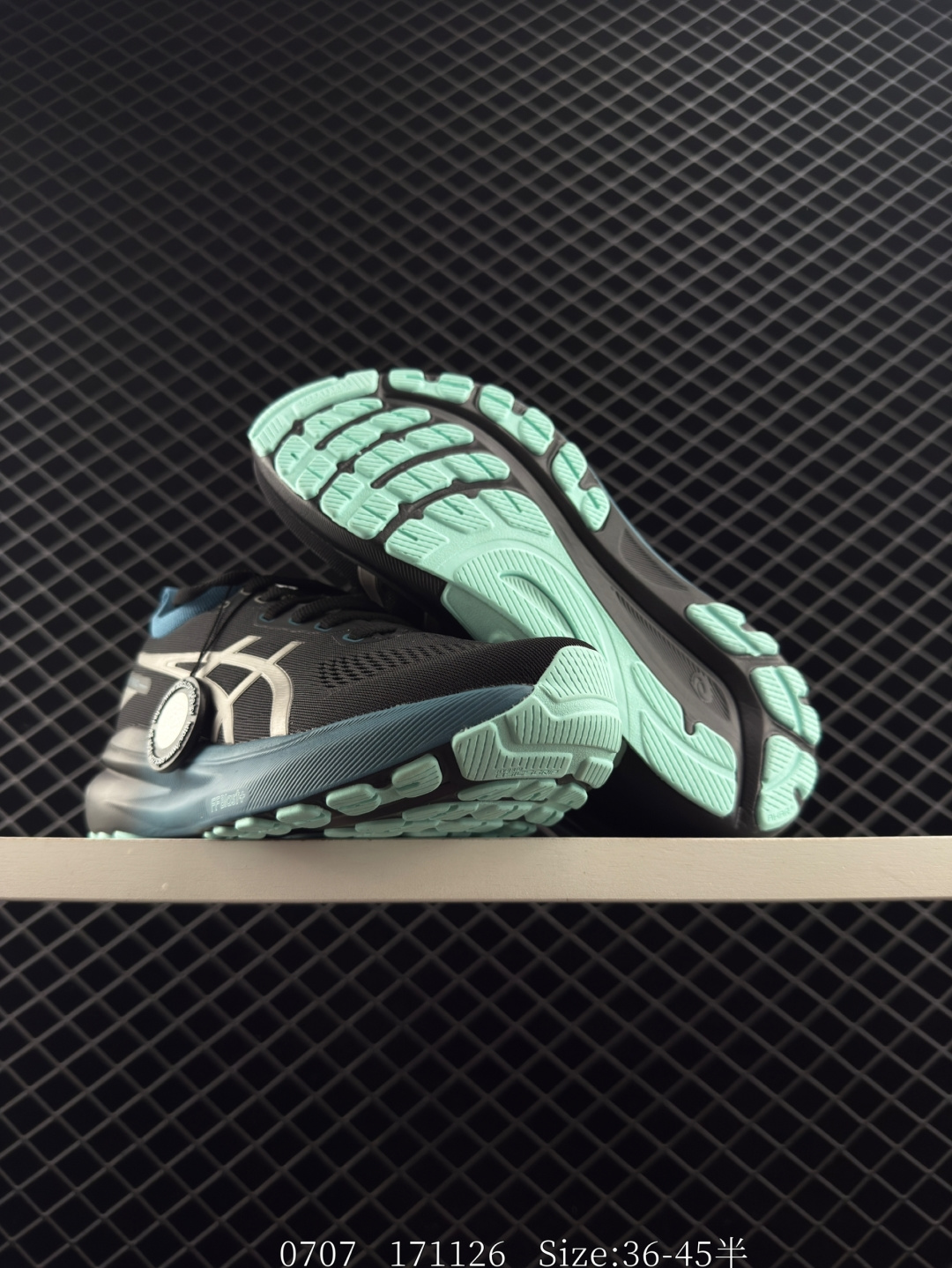 ASICS  GEL-KAYANO 31 PLATINUM