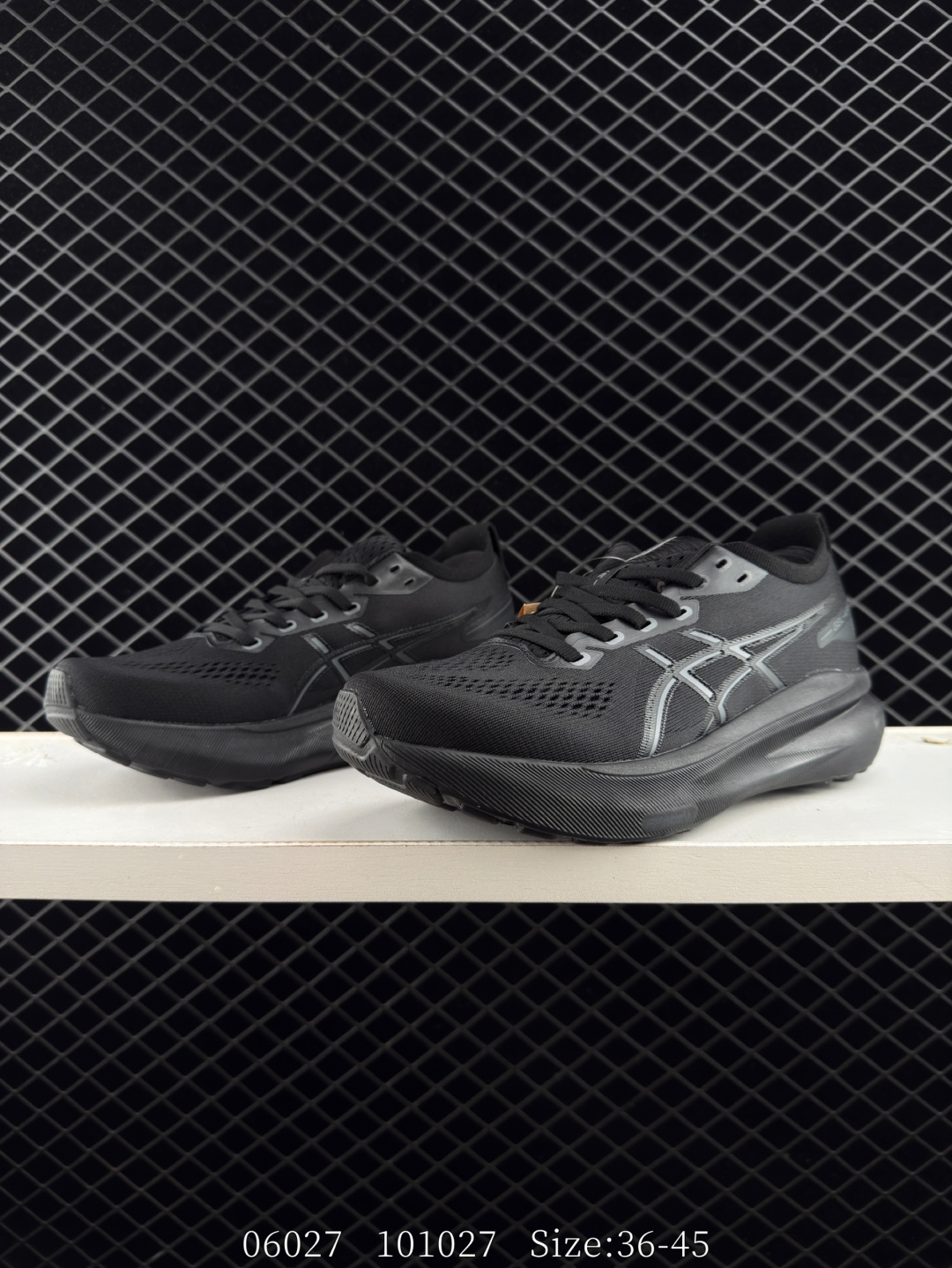 ASICS  GEL-KAYANO 31 PLATINUM