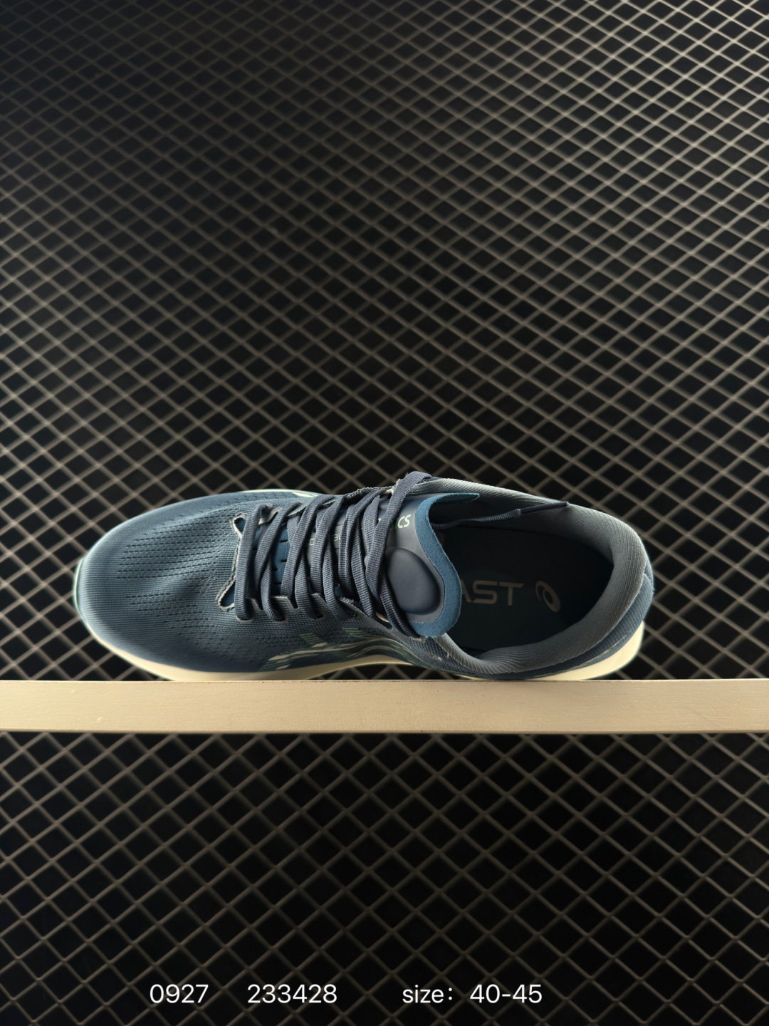 Asics  MAGIC SPEED 4