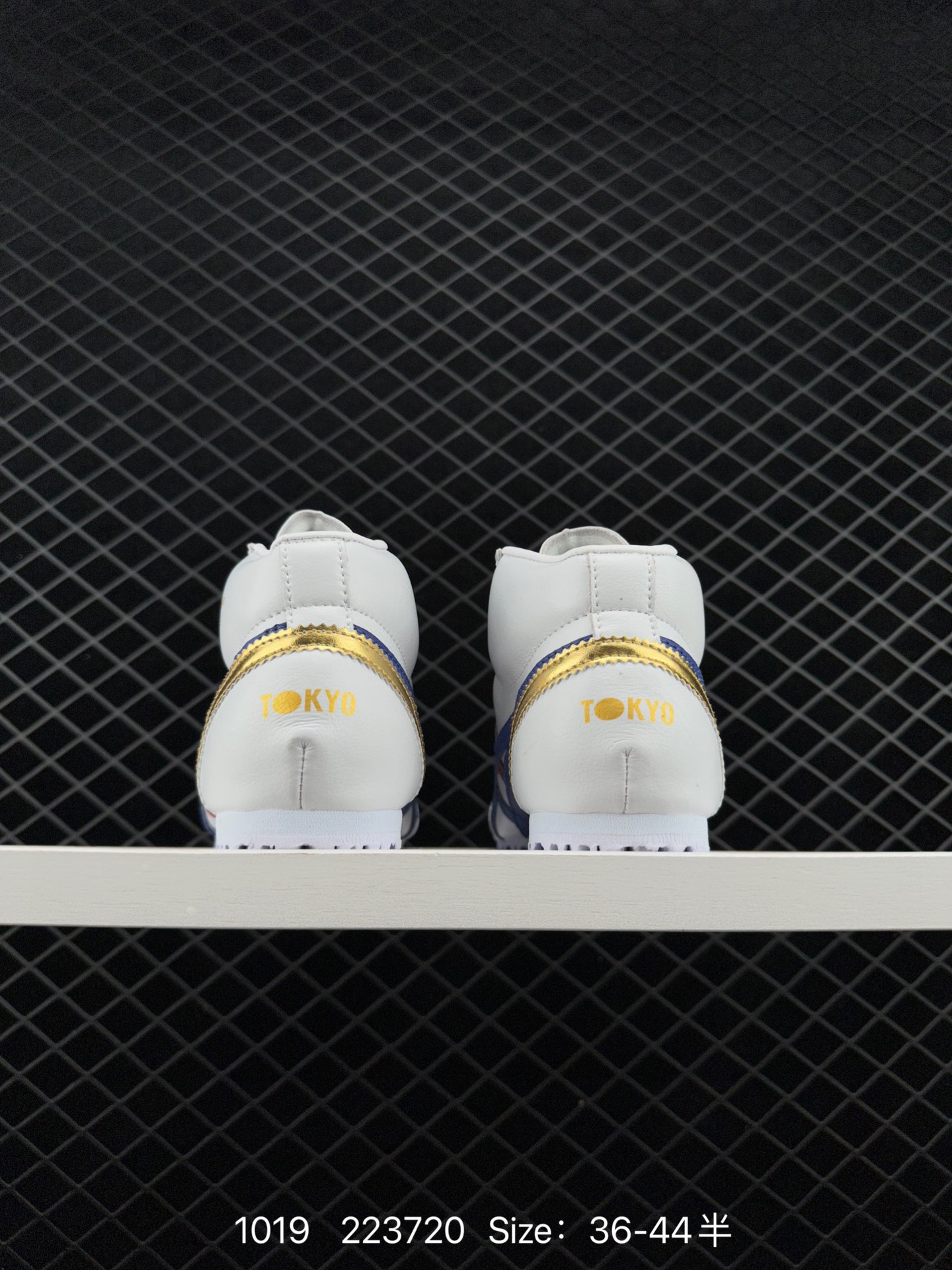 ASICS  Onitsuka Tiger  MEXICO 66