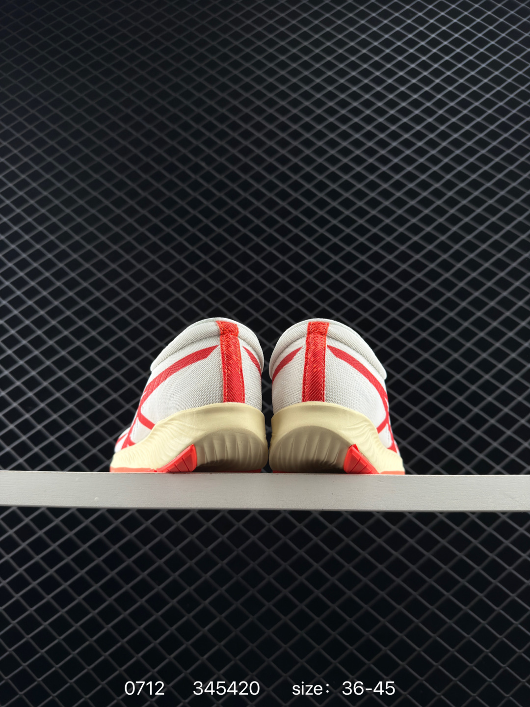 ASICS  Tiger Gel-Kahana 8