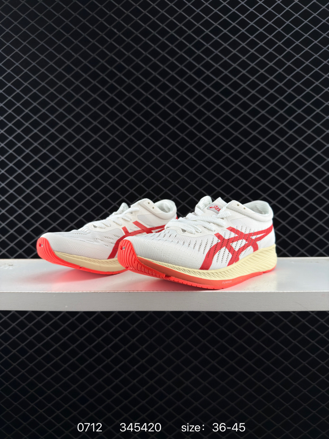 ASICS  Tiger Gel-Kahana 8