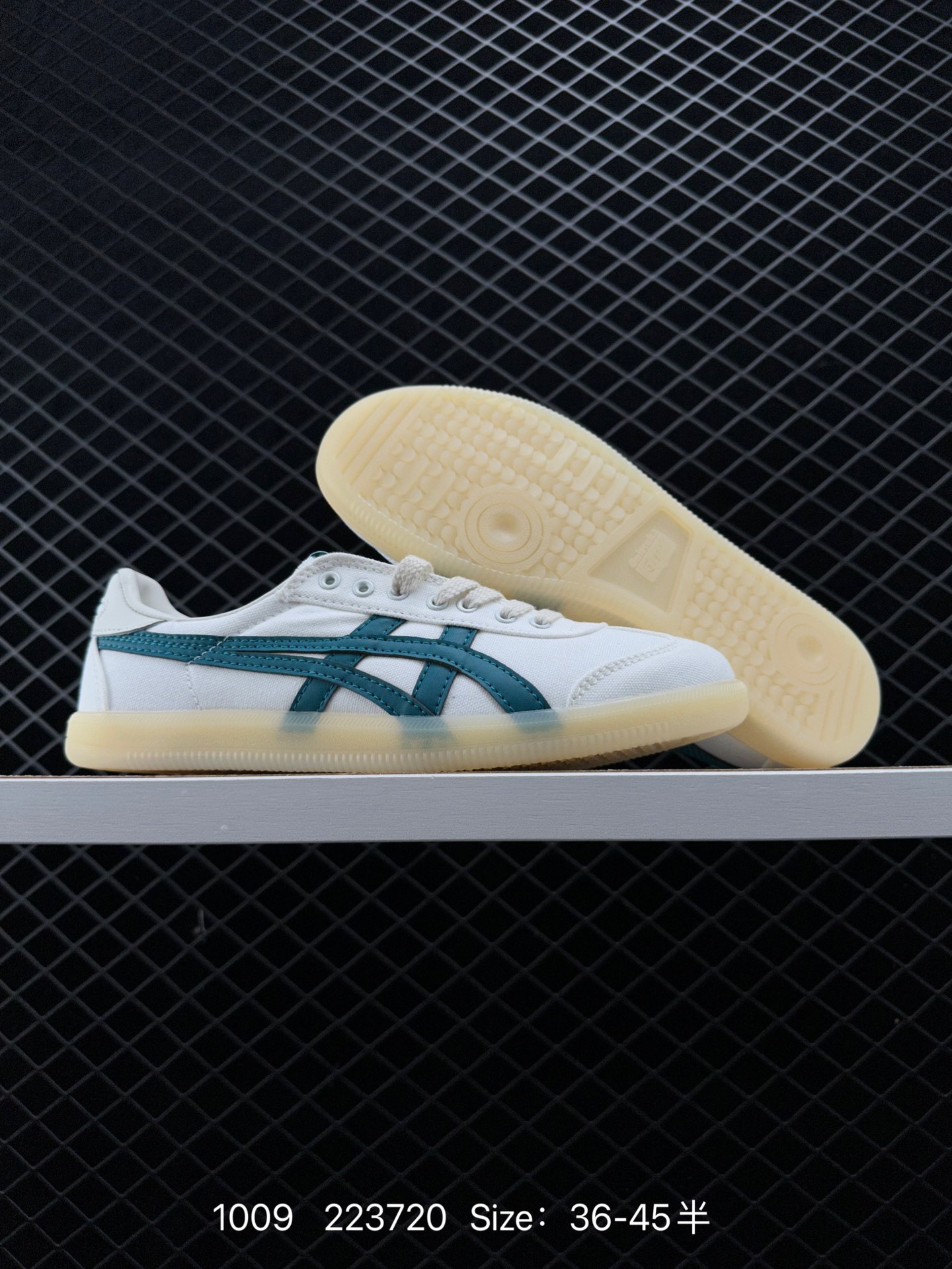 ASICS  TOKUTEN