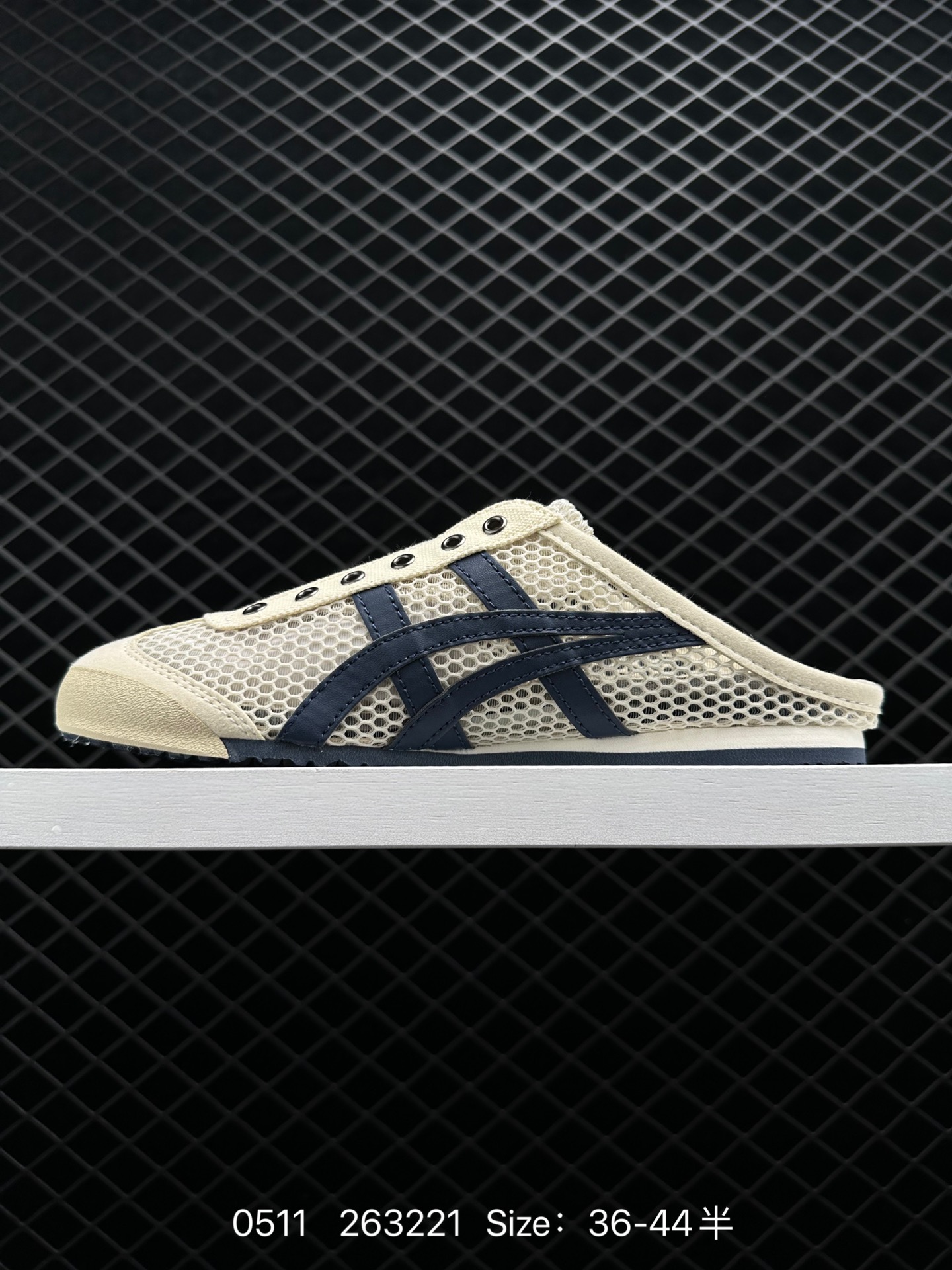 ASICS   Onitsuka Tiger