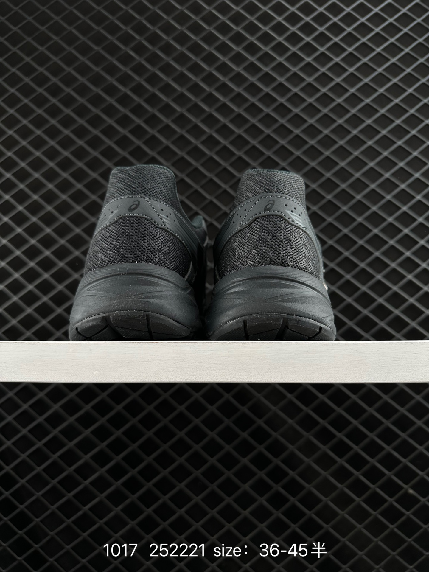 ASICS   2024 GEL-CONTEND 4