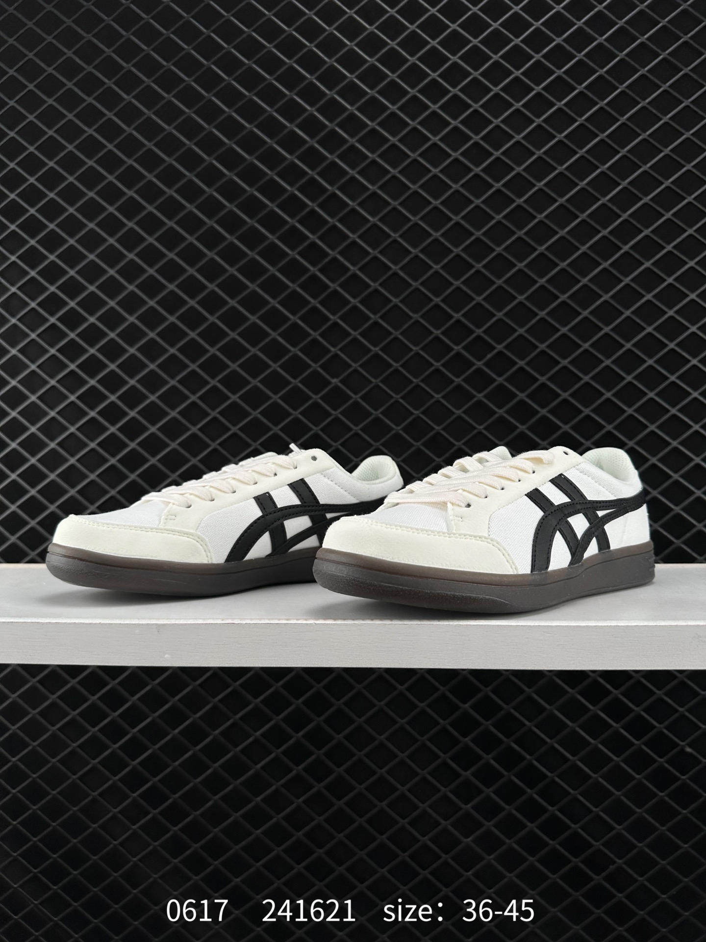 Asics Onitsuka Tiger  ADVANTI