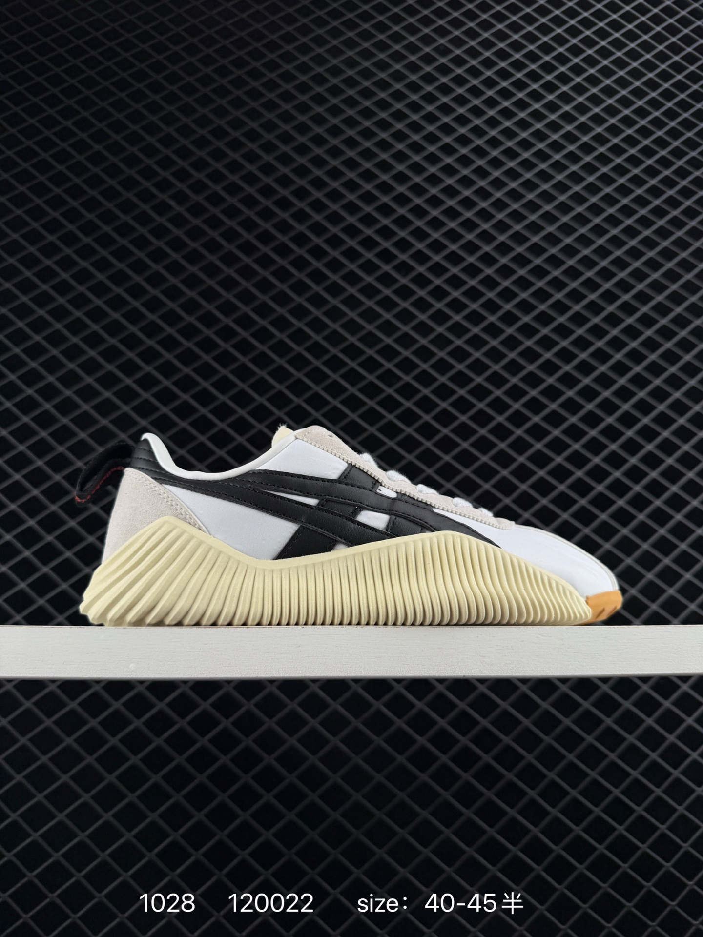 ASICS Onitsuka Tiger ACROMOUNT