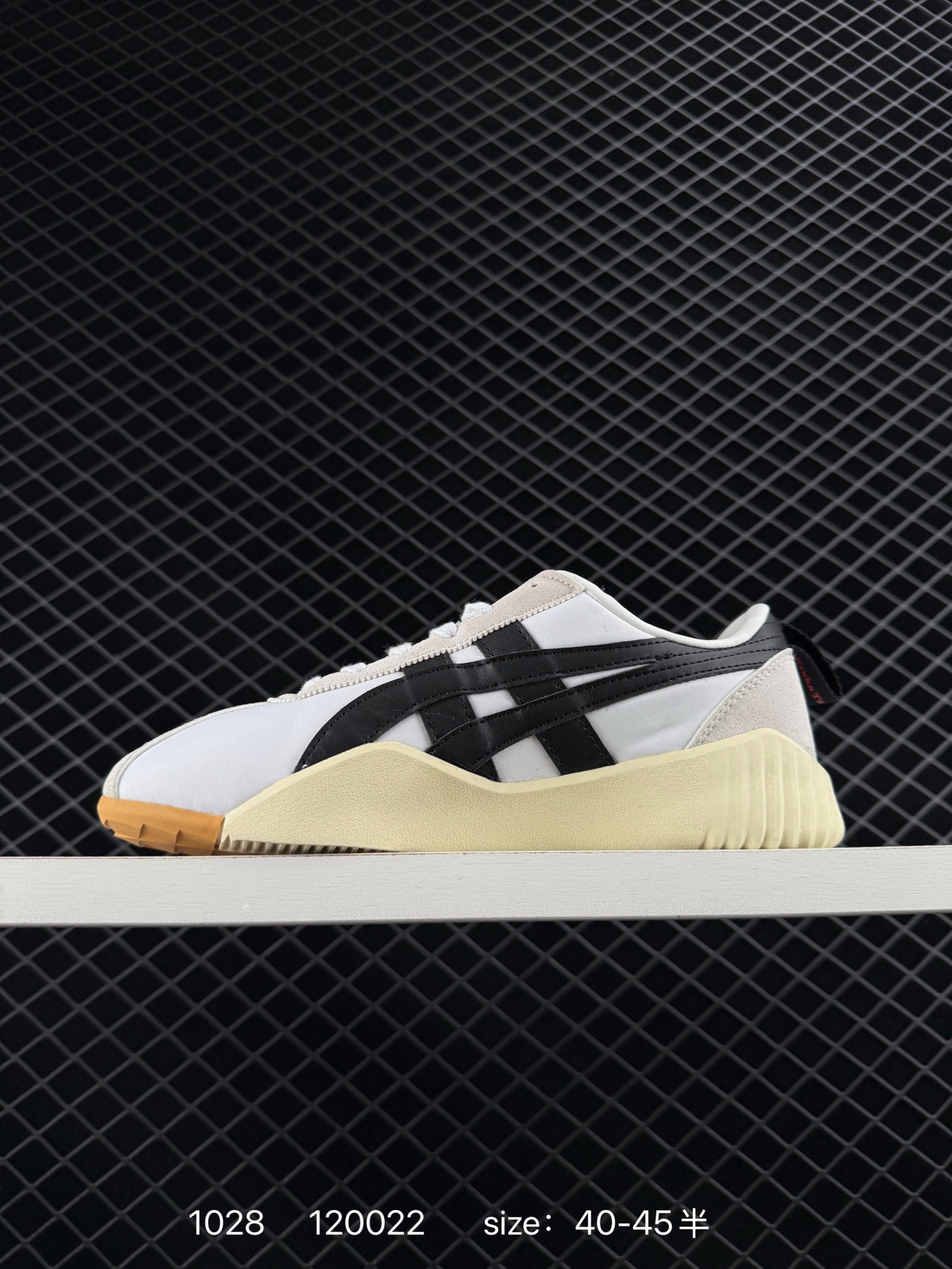 ASICS Onitsuka Tiger ACROMOUNT