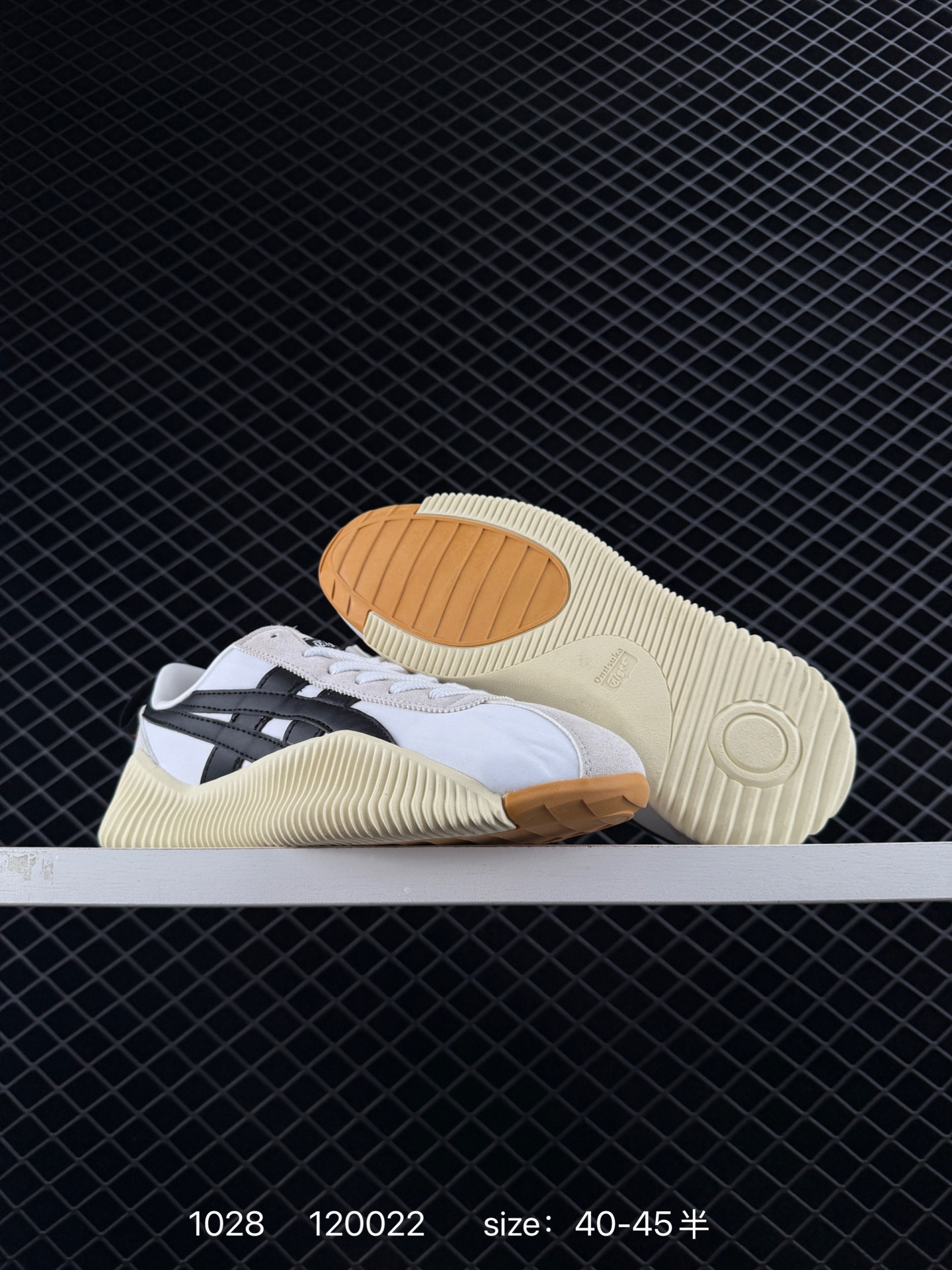 ASICS Onitsuka Tiger ACROMOUNT