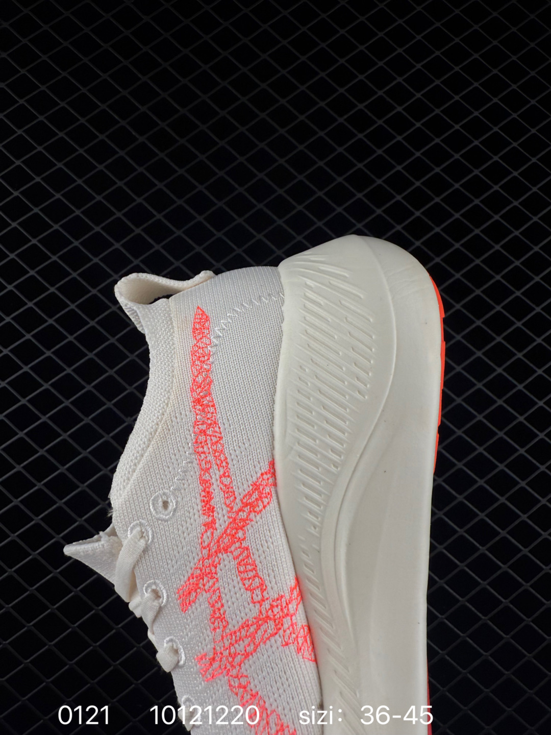 Asics  Nimbus Mirai Paris