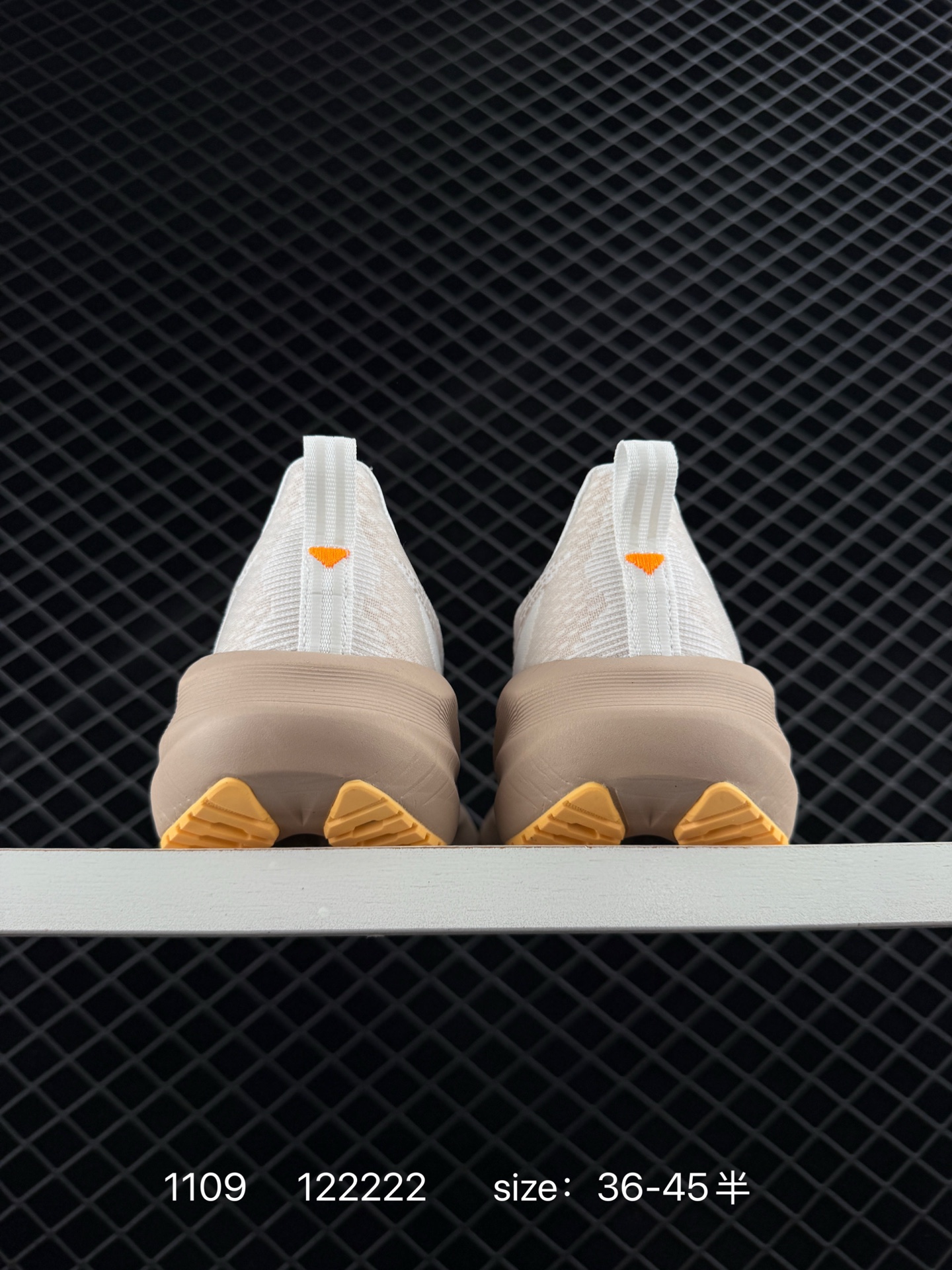 Asics NOVABLAST 5 LE