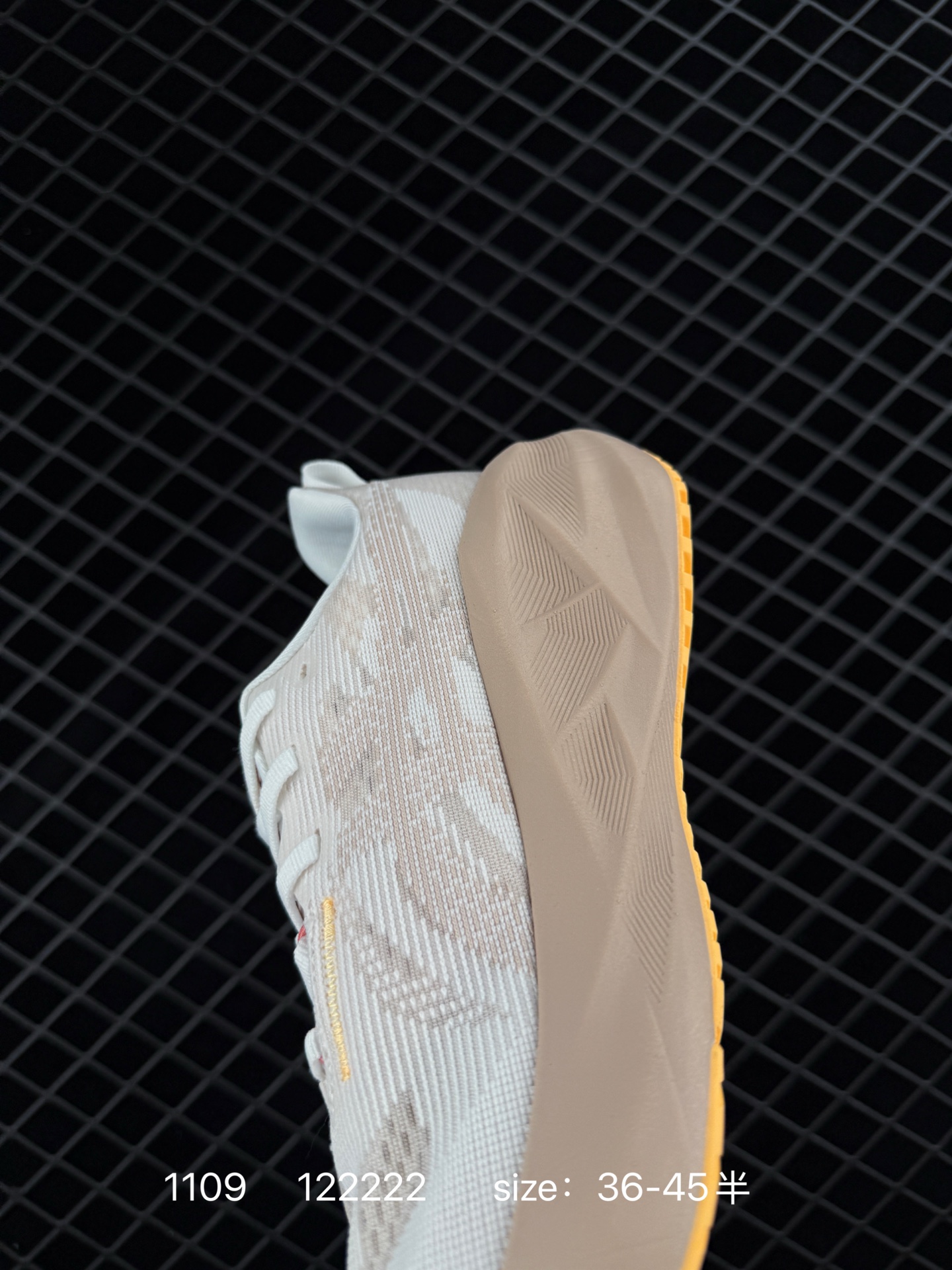 Asics NOVABLAST 5 LE