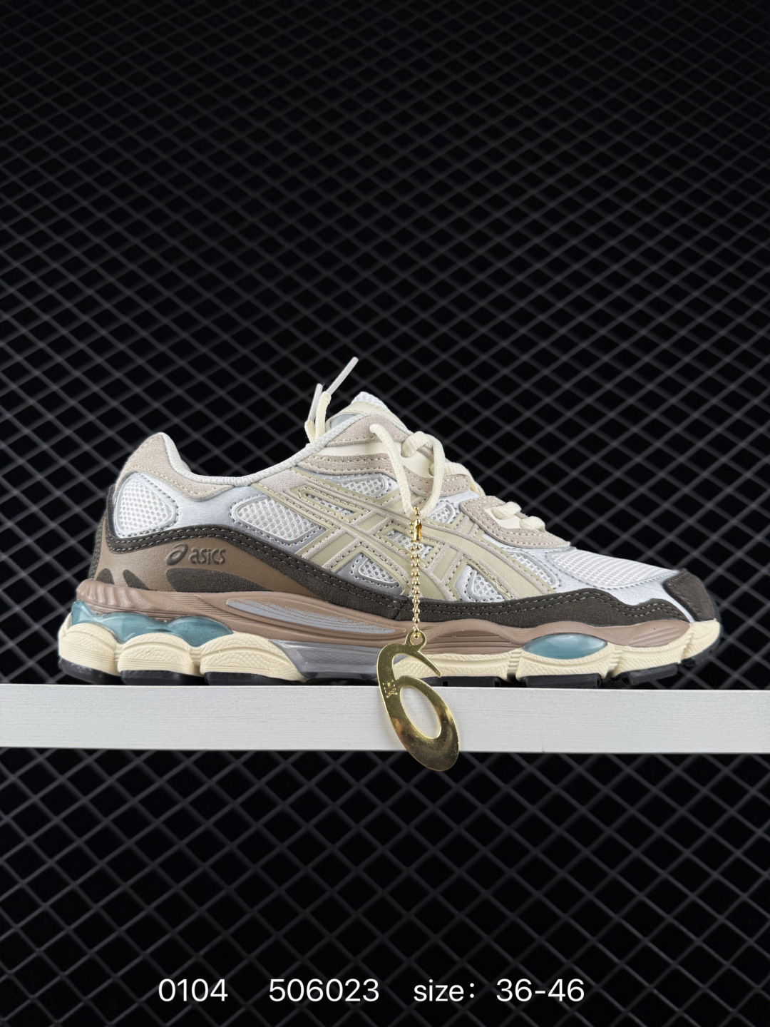 ASICS   GEL-KAHANA 8