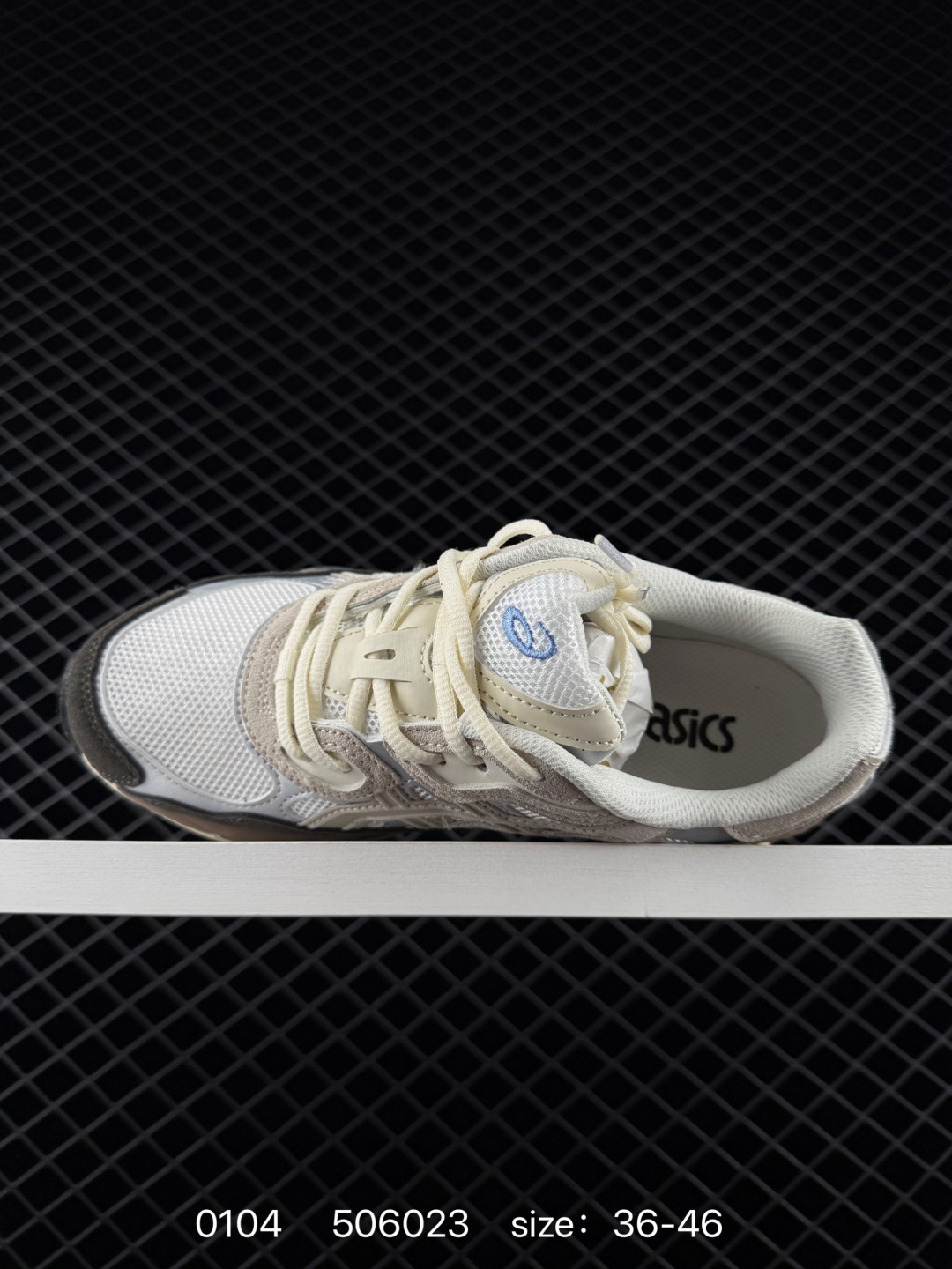 ASICS   GEL-KAHANA 8