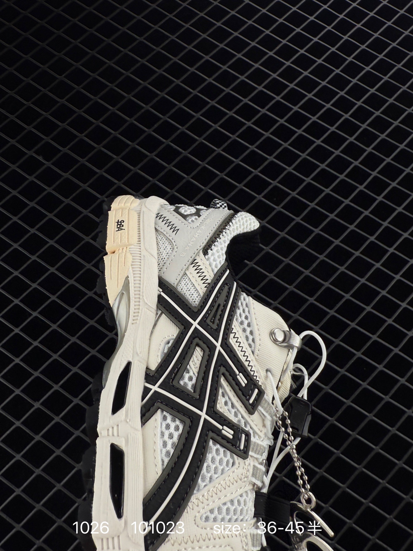 ASICS   GEL-KAHANA 8