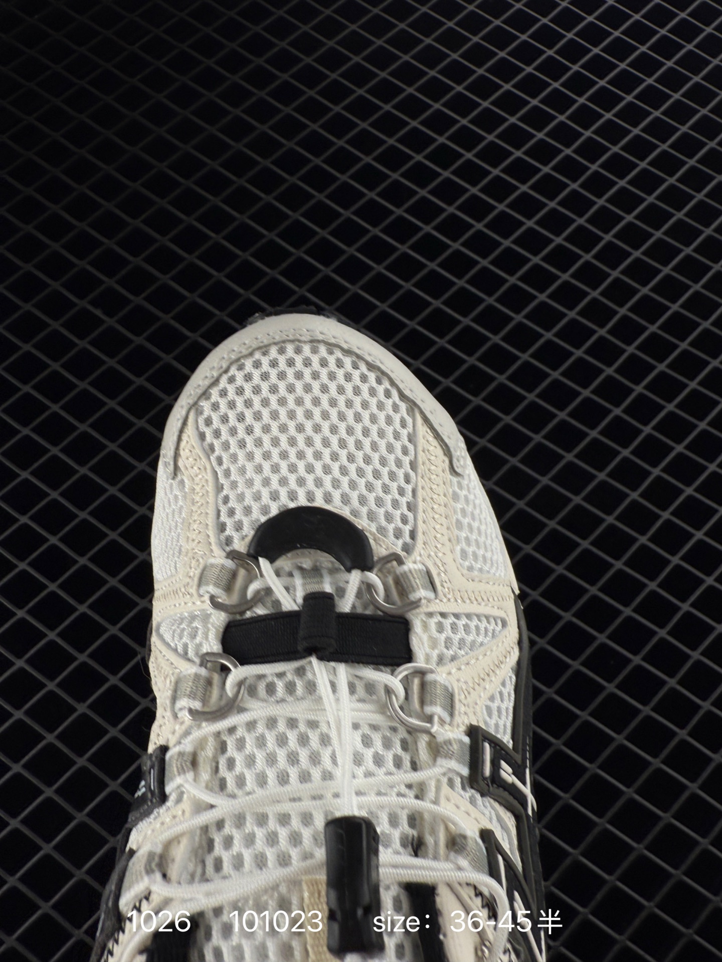 ASICS   GEL-KAHANA 8