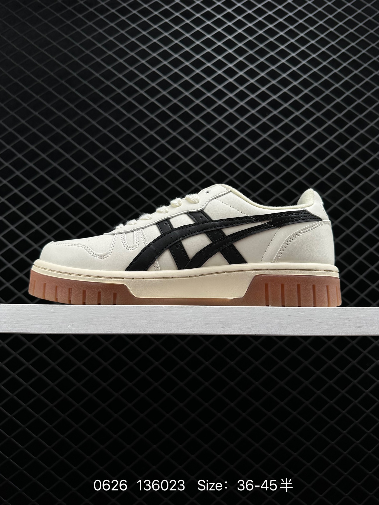 ASICS   COURT MZ 1203A127